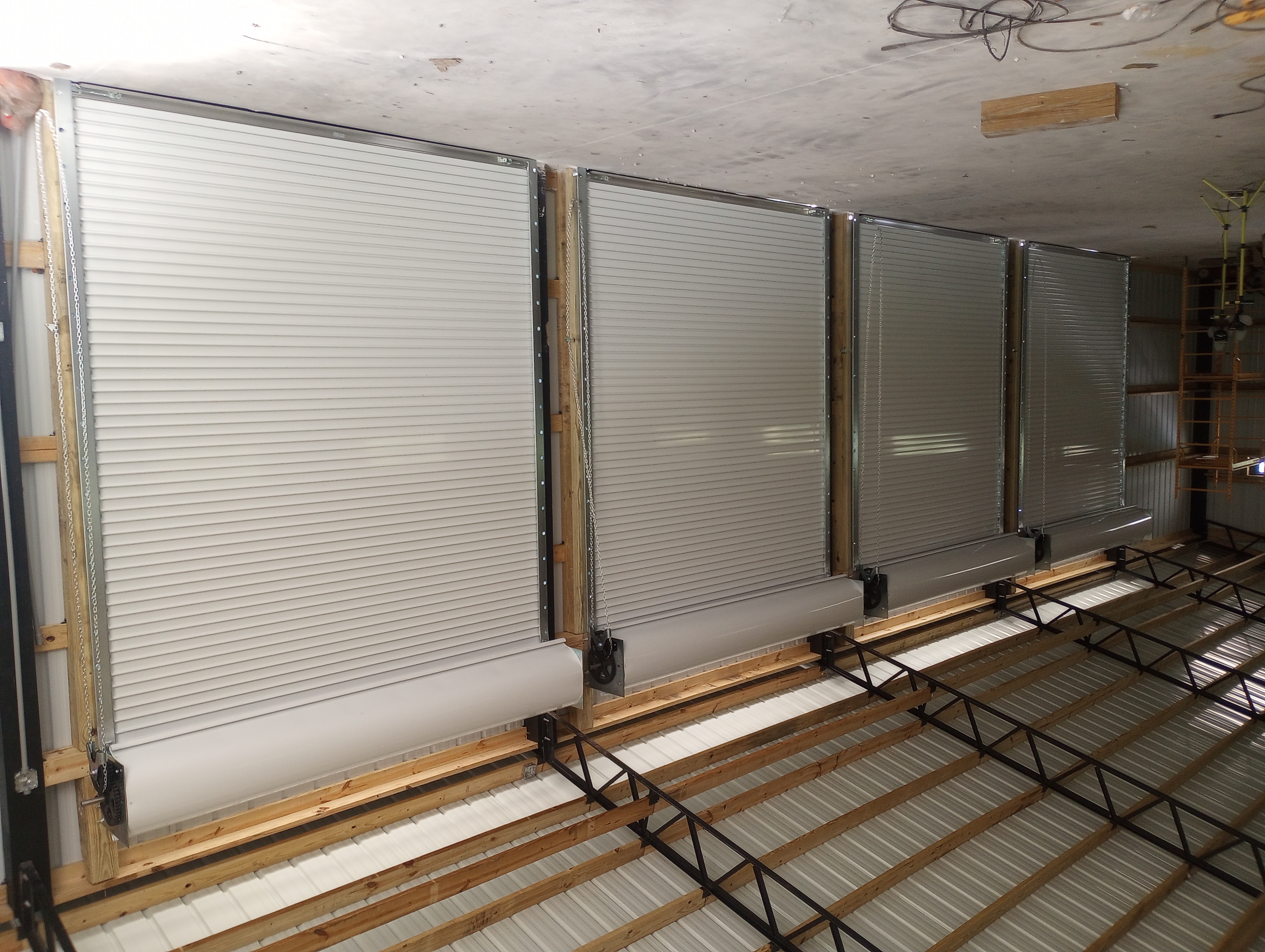 Alamos Garage Doors CORP in Miami-Dade, Broward-caunty, Wes palm