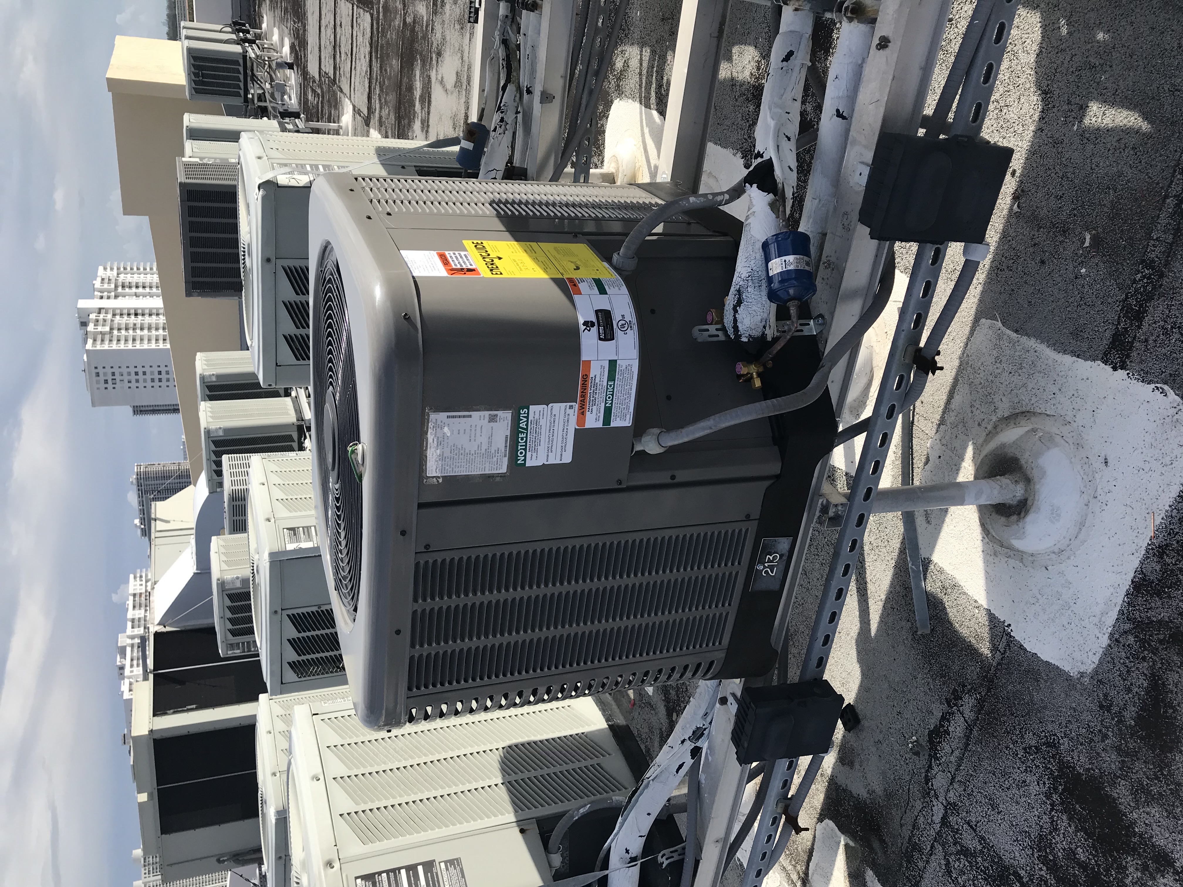 yoany air conditioner in Miami
