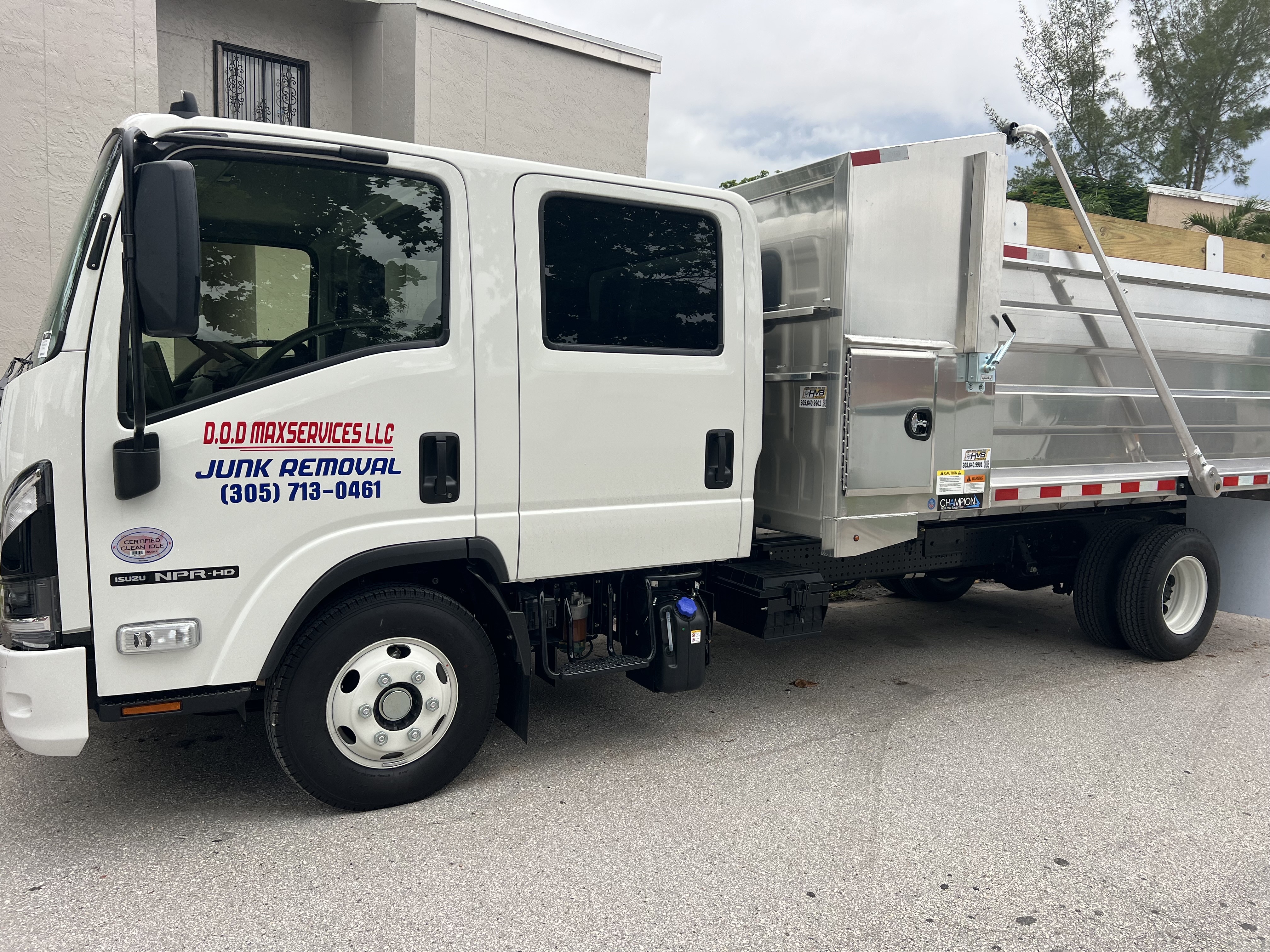 D.O.DMaxservices LLC in Miami