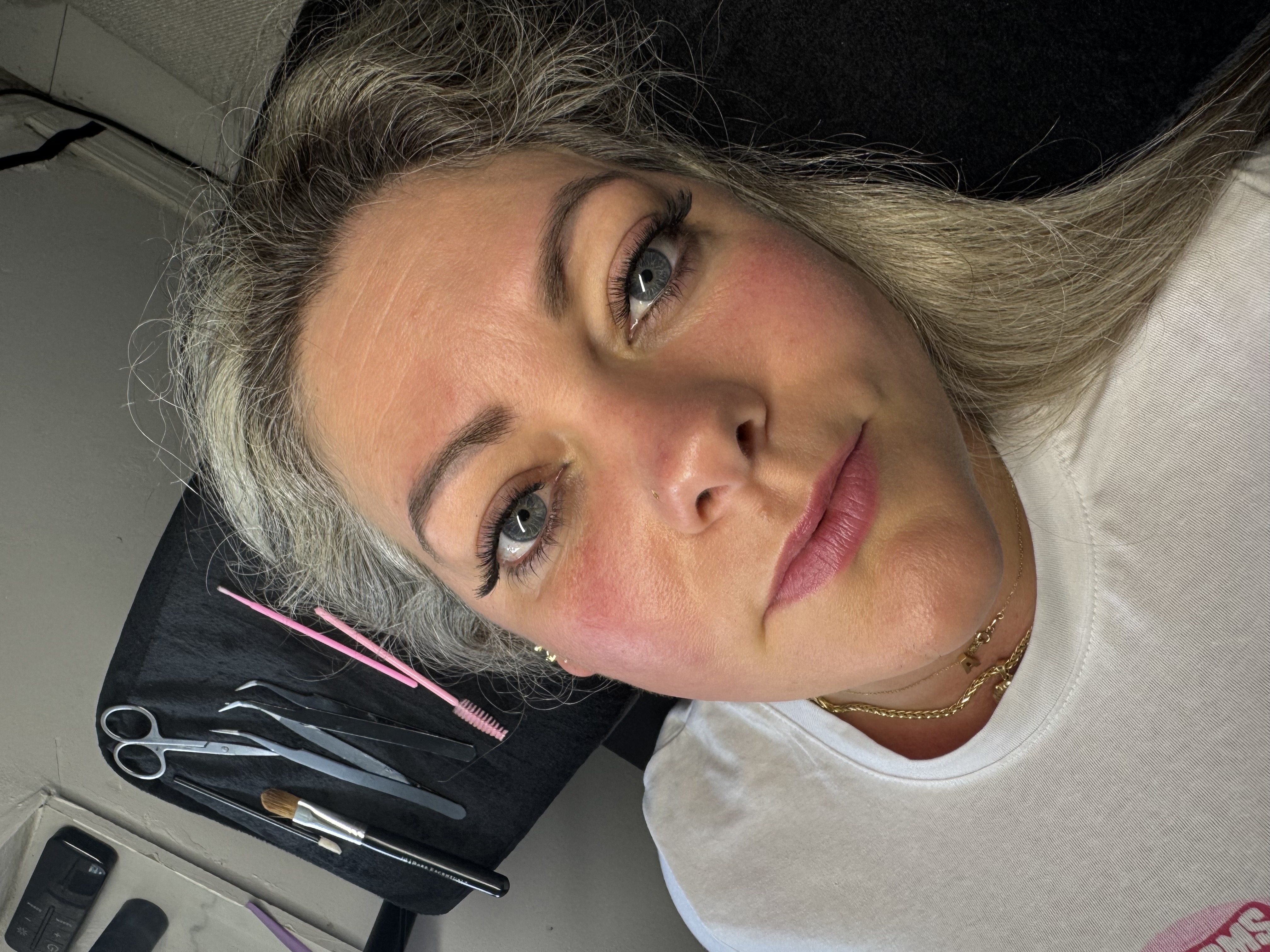 Lash& Glow BY ELIZABETH