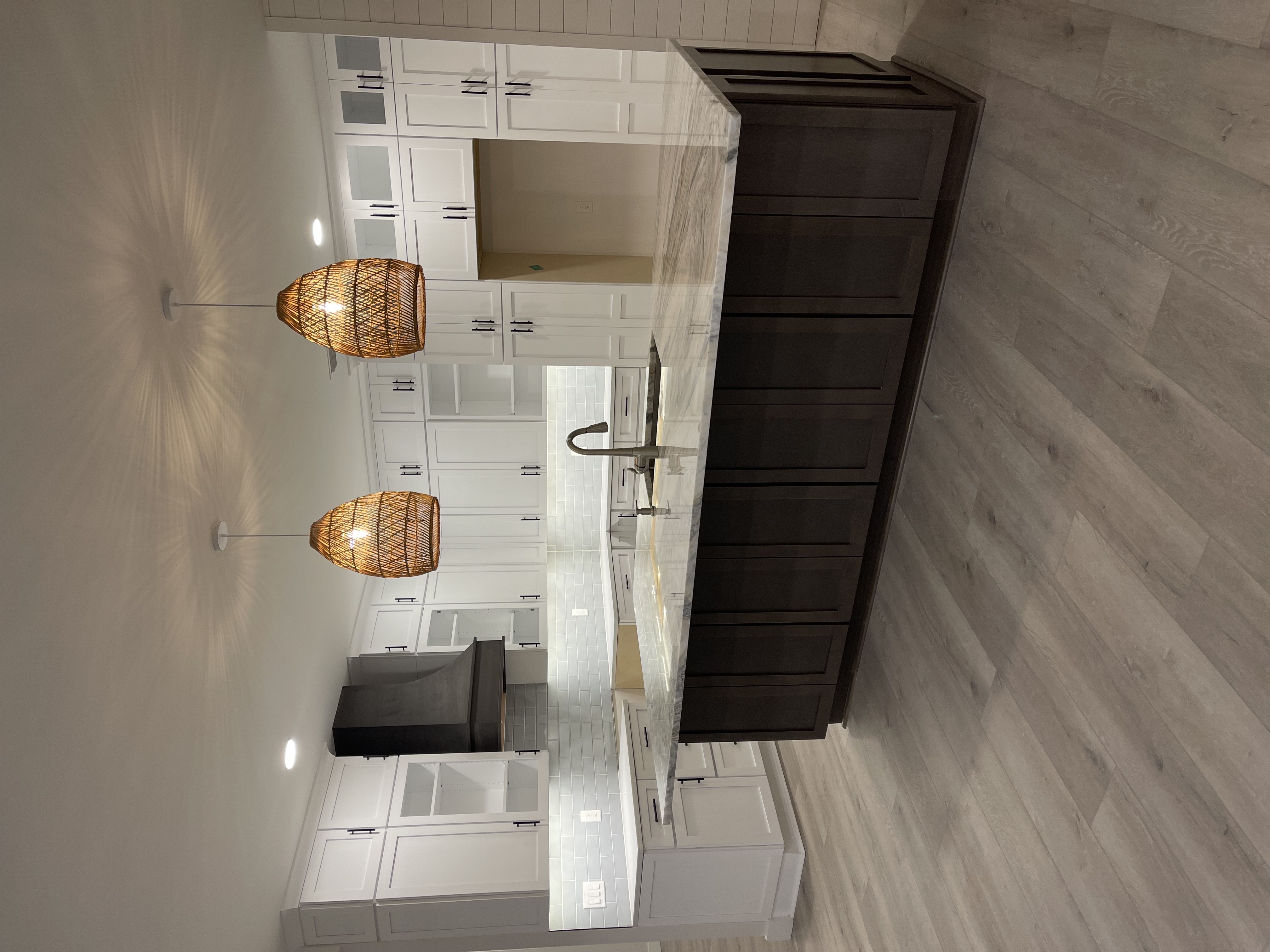 Roy’s Group Services LLC in Jacksonville