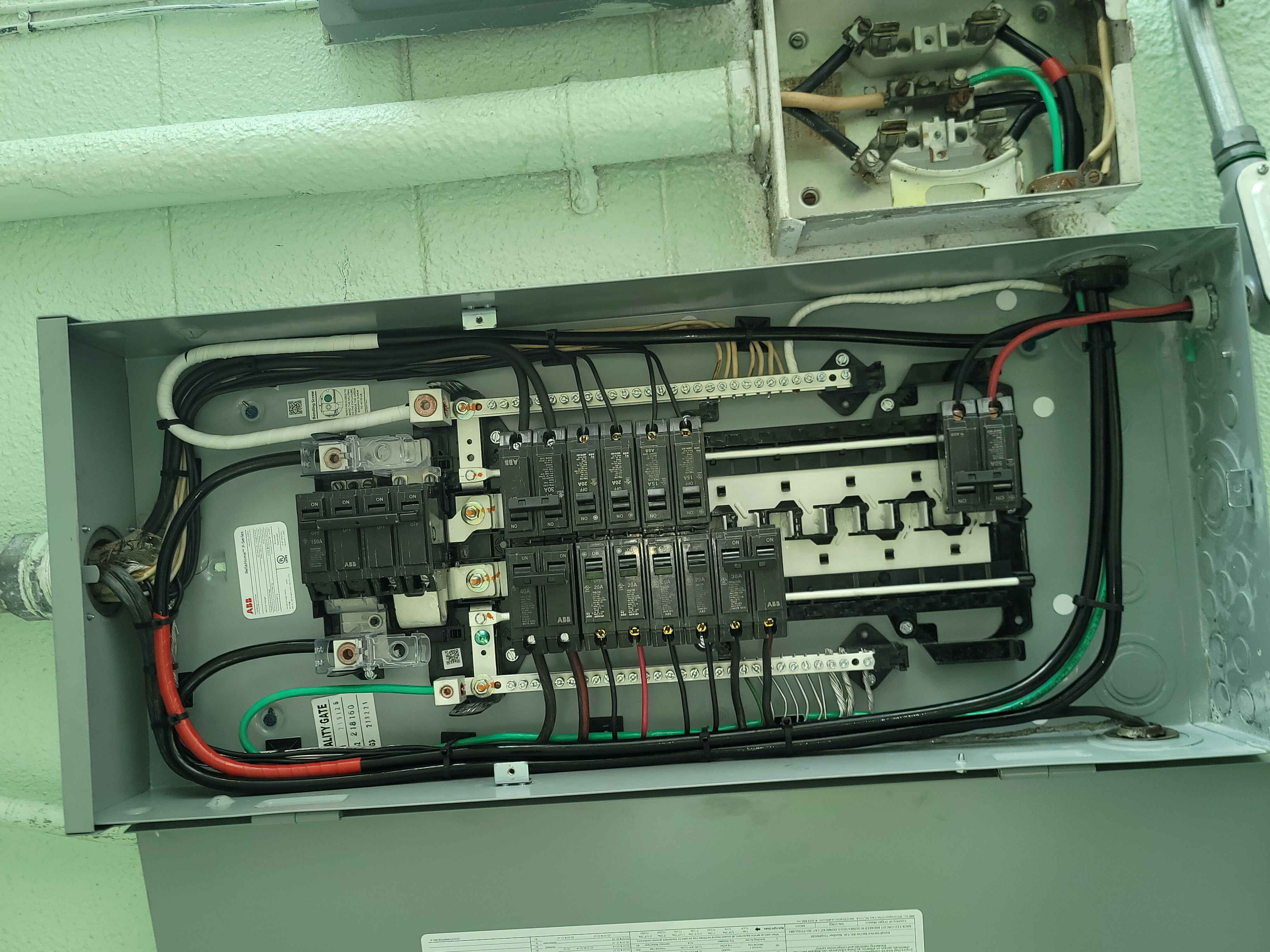 Image of servicio de instalación de electricidad residencial y comercial in Tampa