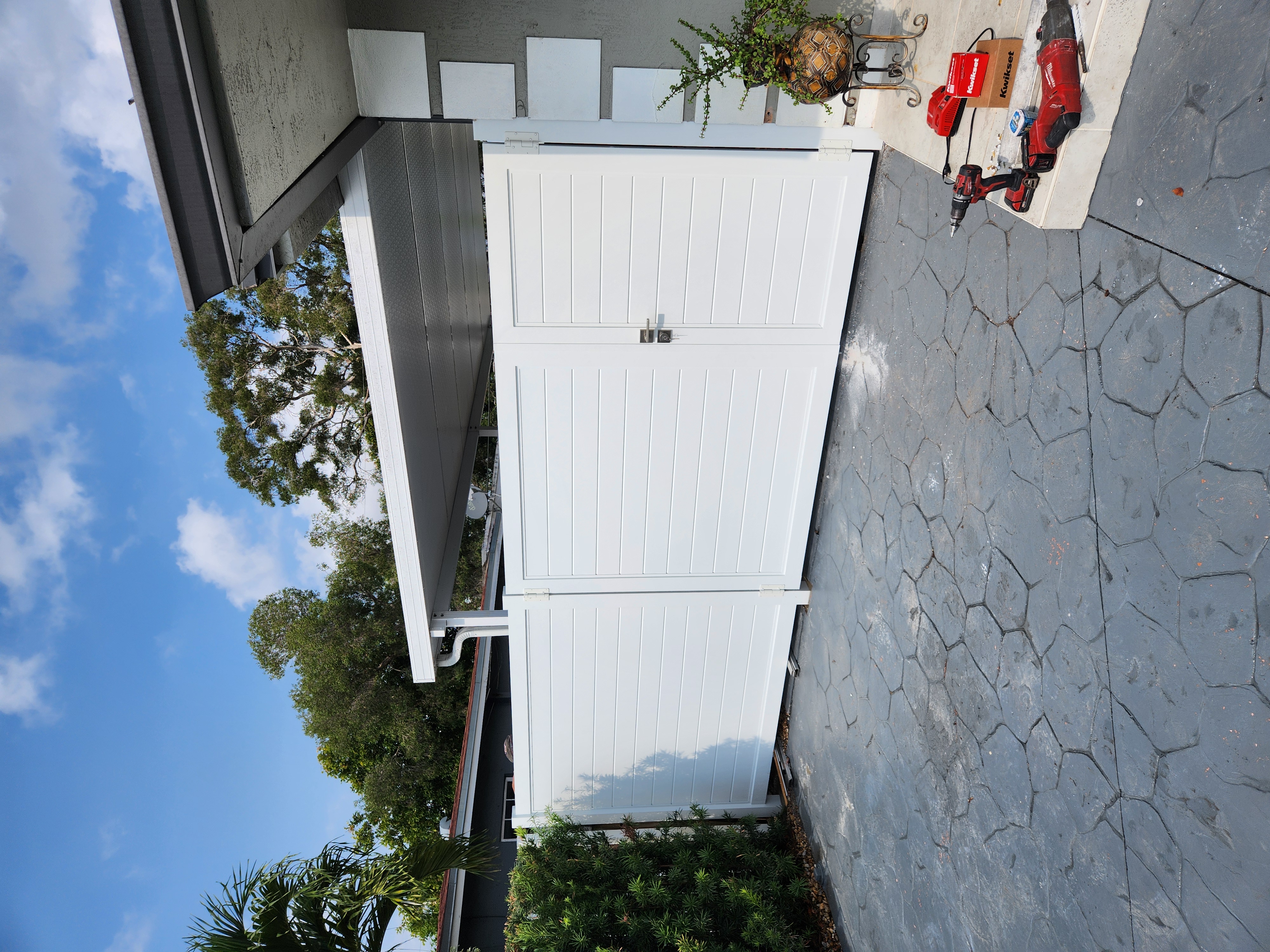 Image of fence in Miami