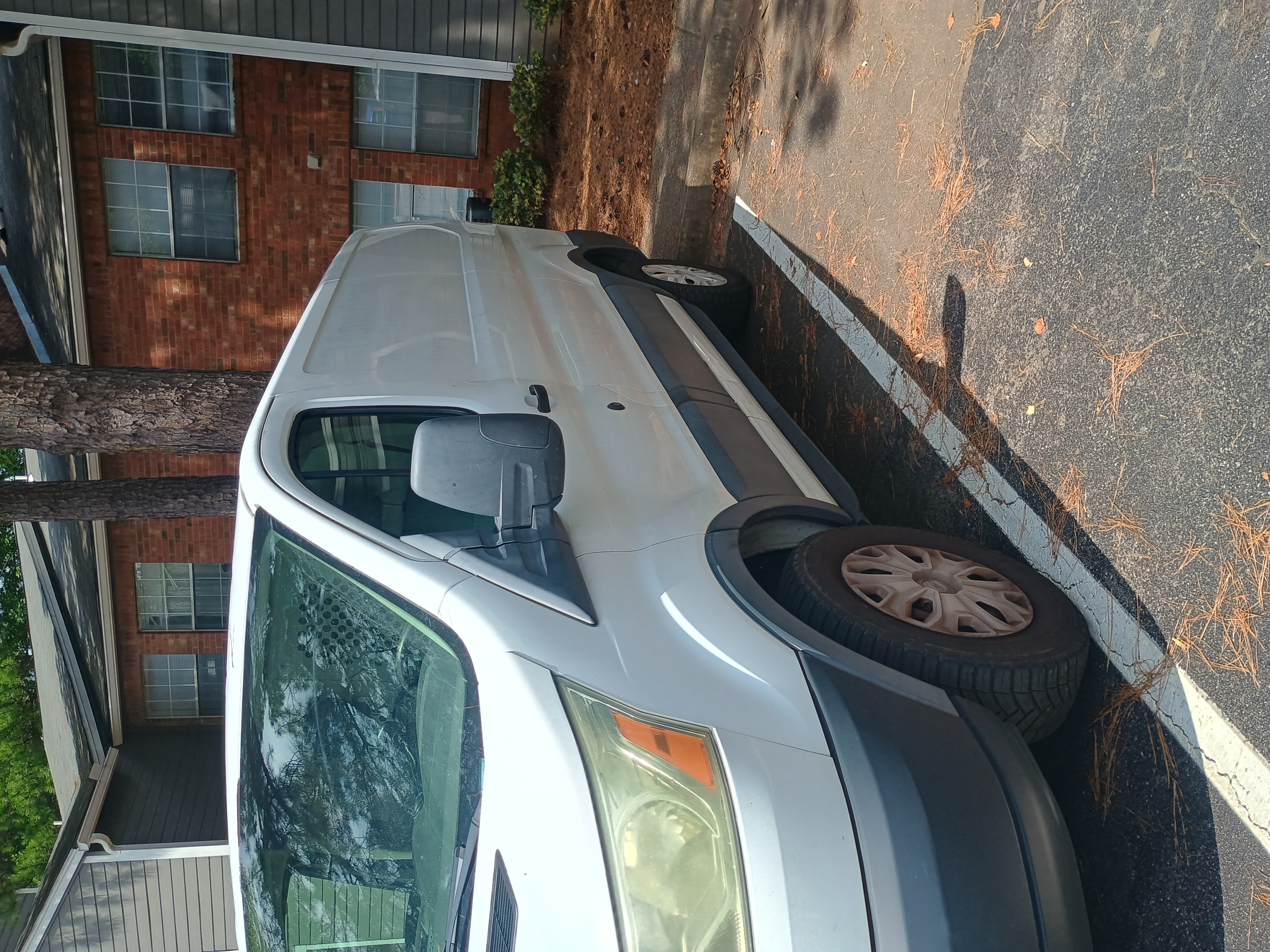 Image of cargo van local  in Naples 