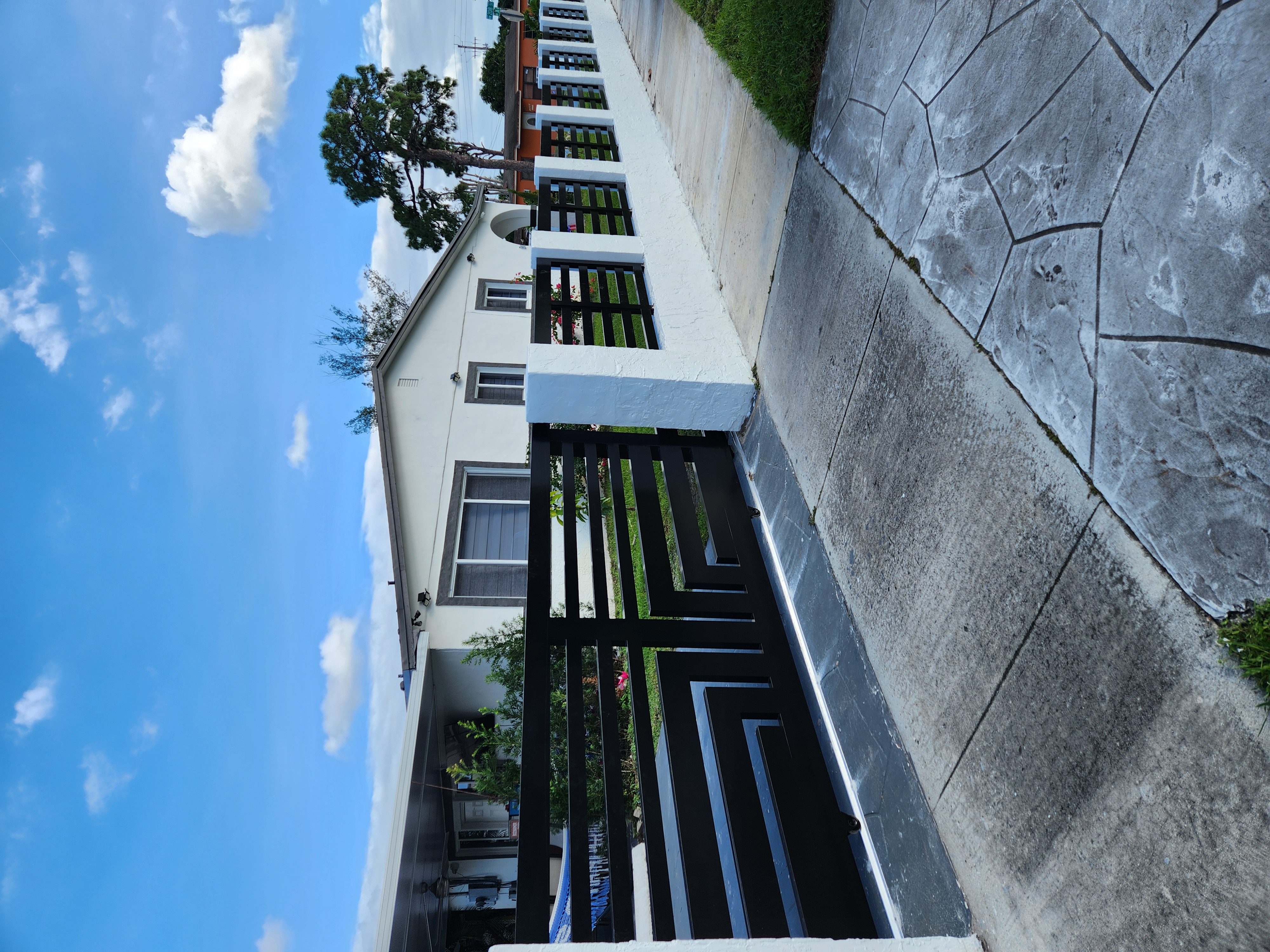 Image of fence in Miami