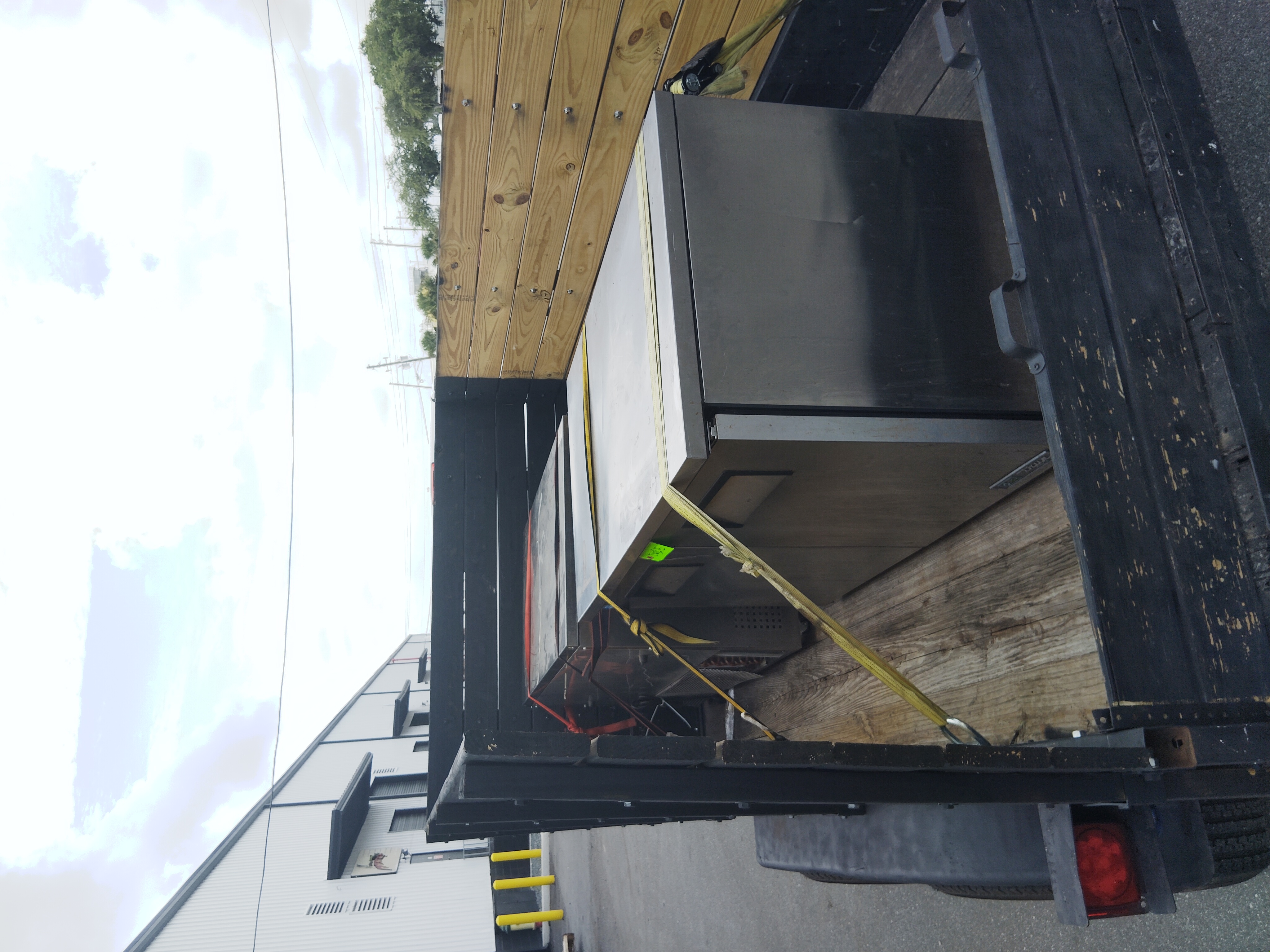 Image of JUNK REMOVAL AND DELIVERY in Tampa