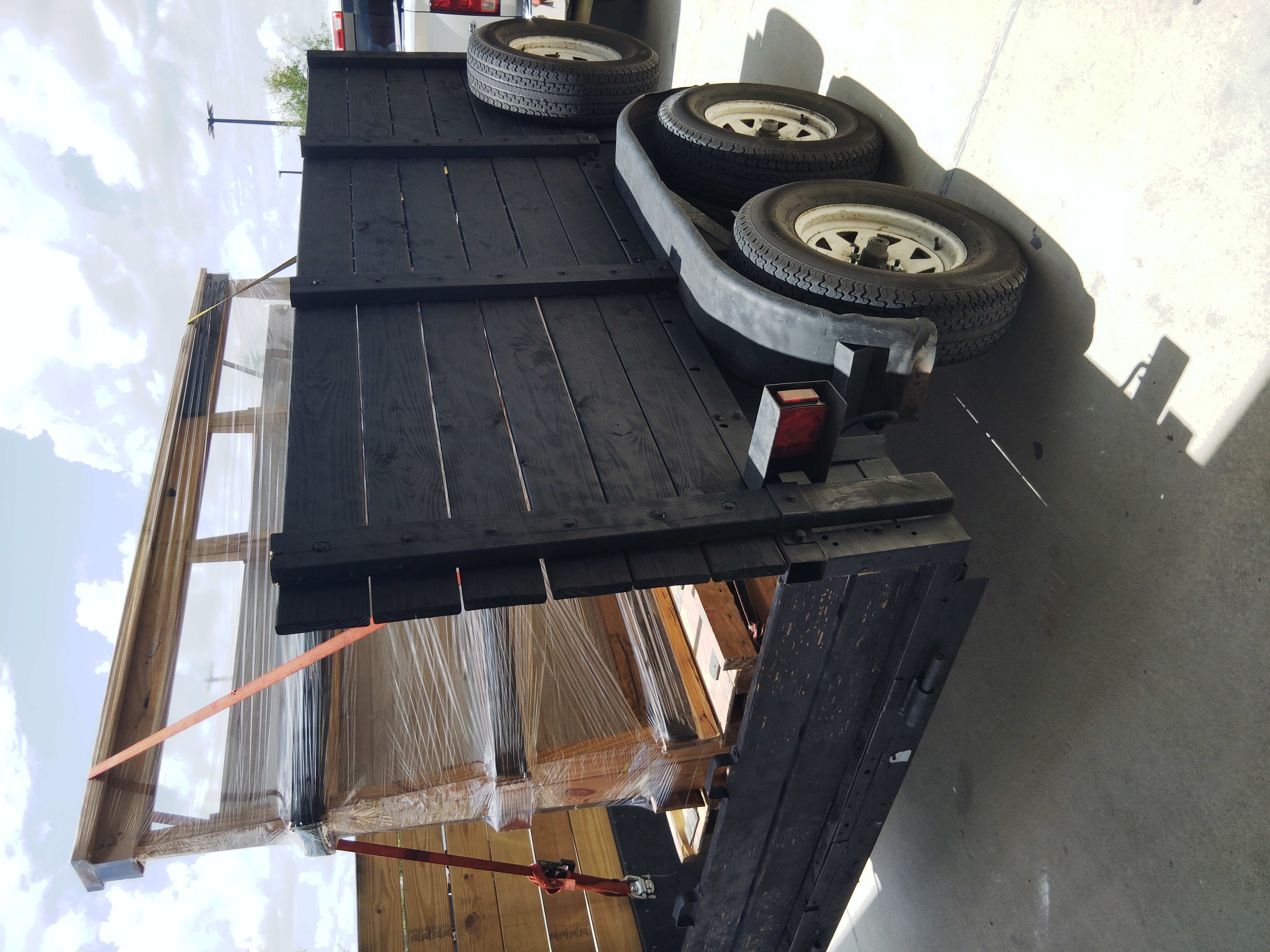 Image of JUNK REMOVAL AND DELIVERY in Tampa