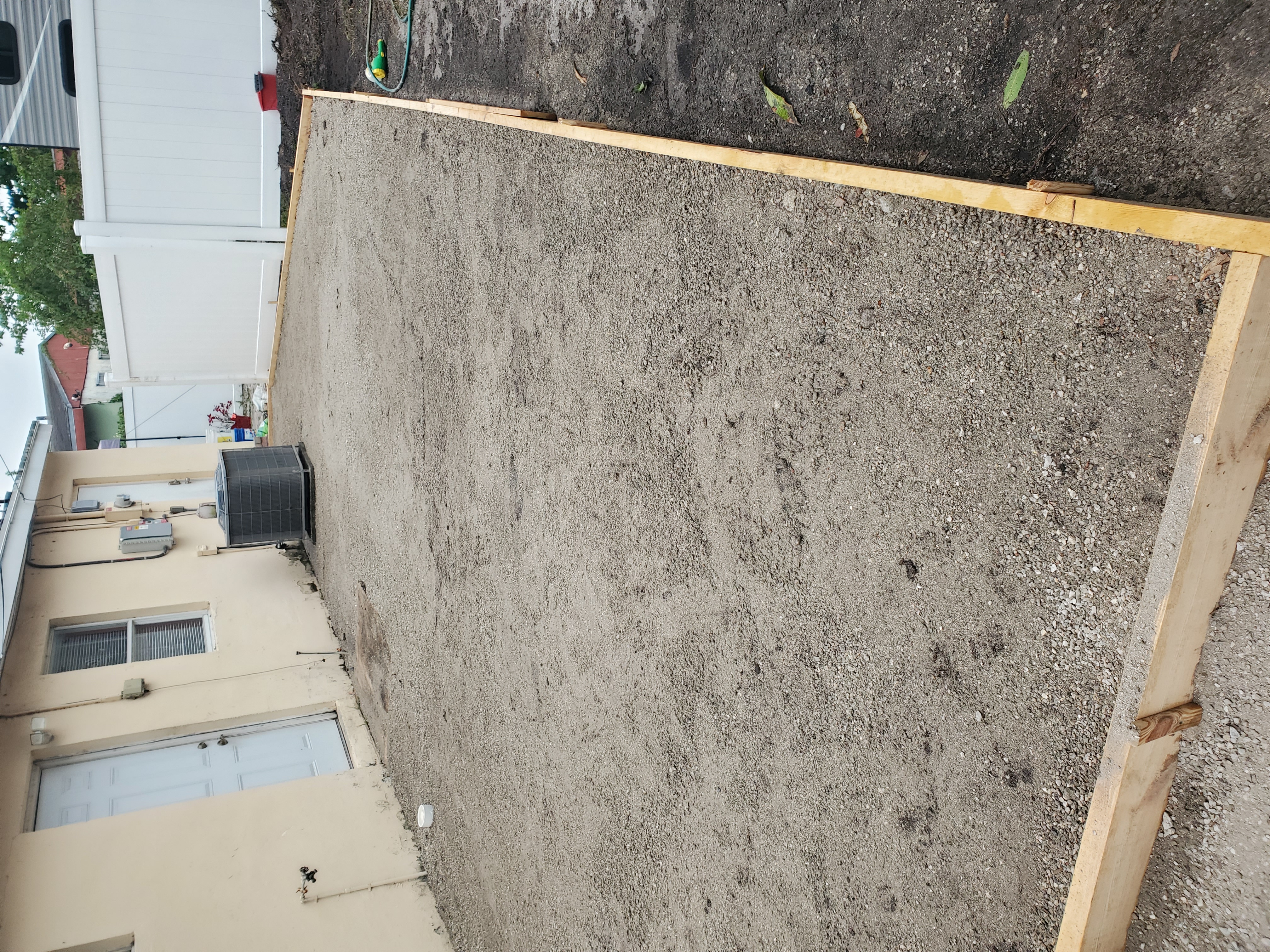 Image of junk removal y mas in west palm beach