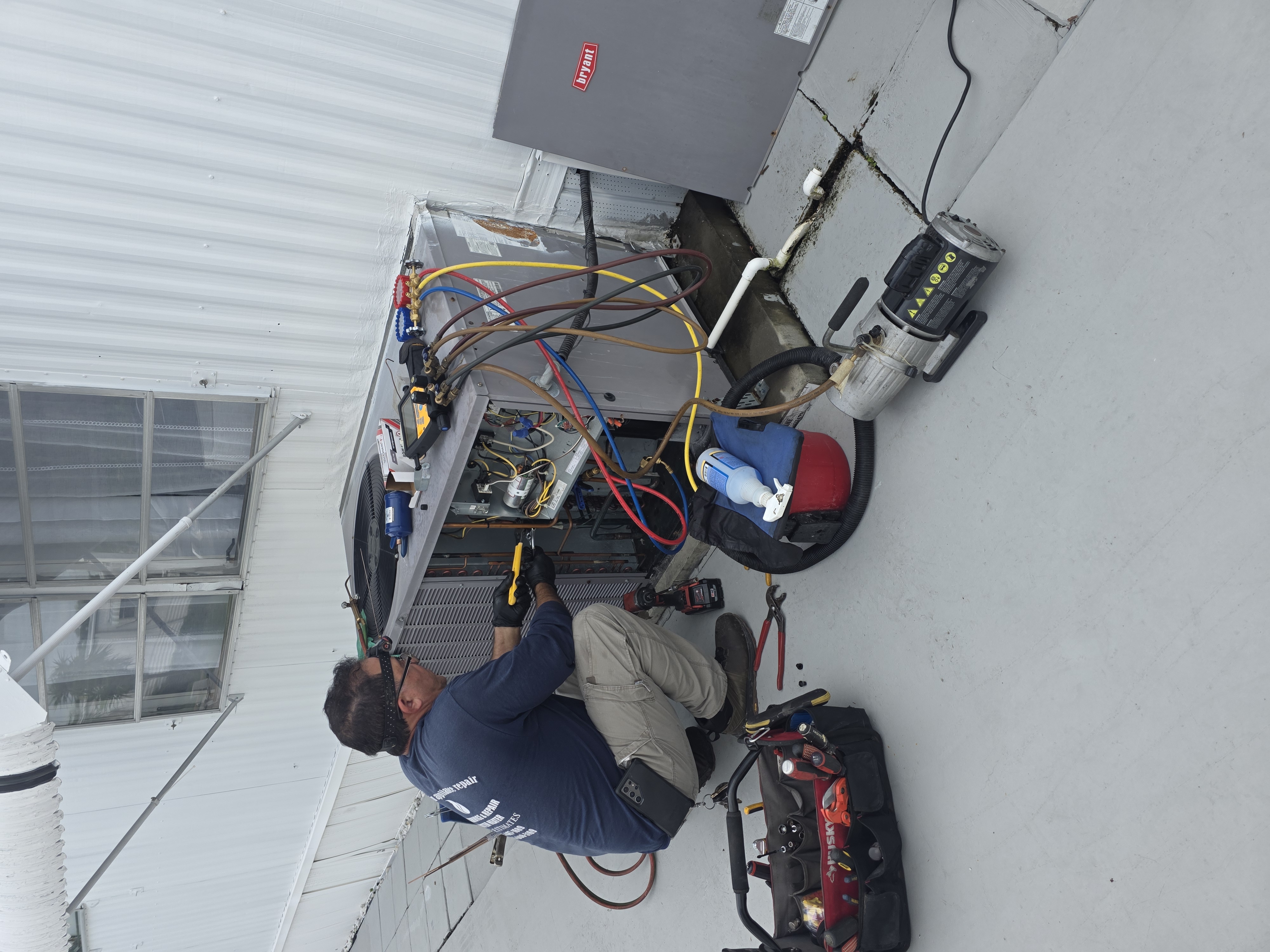 Image of ❄️ Air Conditioning Sales & Service – Reliable & Affordable ❄️ in Hollywood 