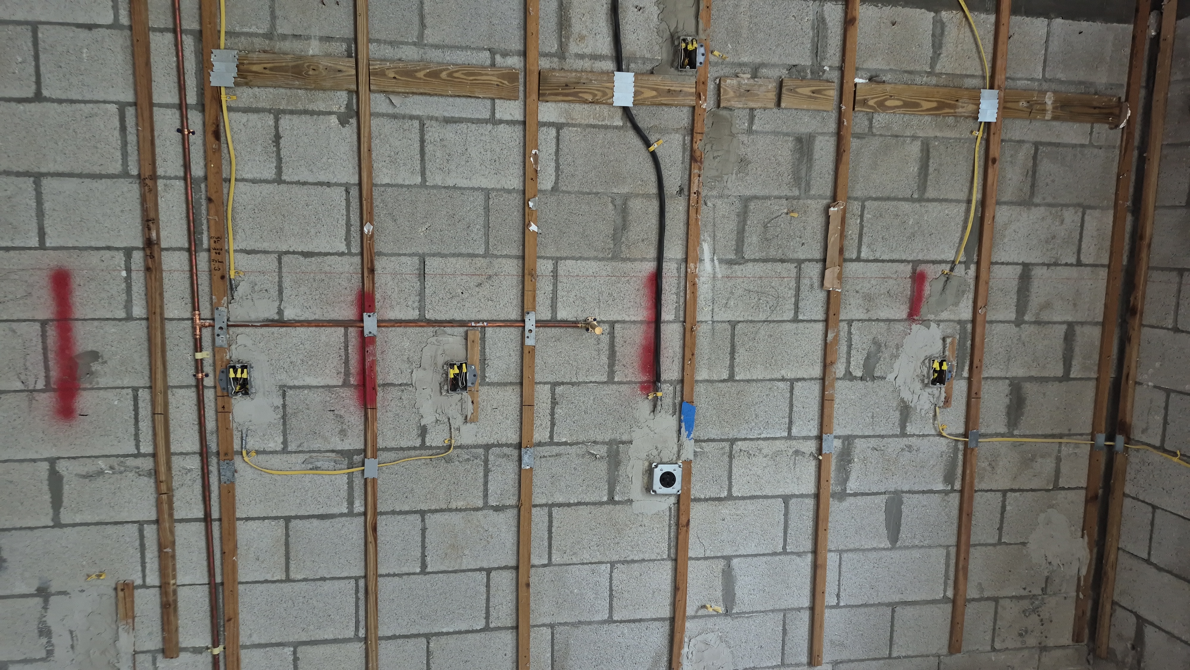 Image of Electricista - ⚡ Pica's Power Solutions – Tu Solución Eléctrica Confiable 🔌
in Hialeah