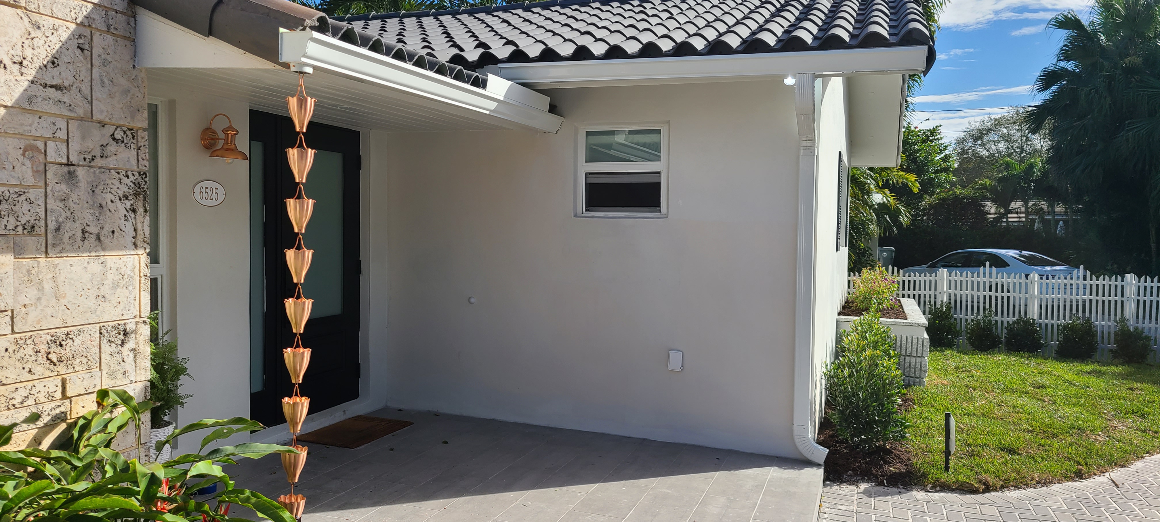Image of Gutters service Servicio de Canales de Lluvia in Hollywood