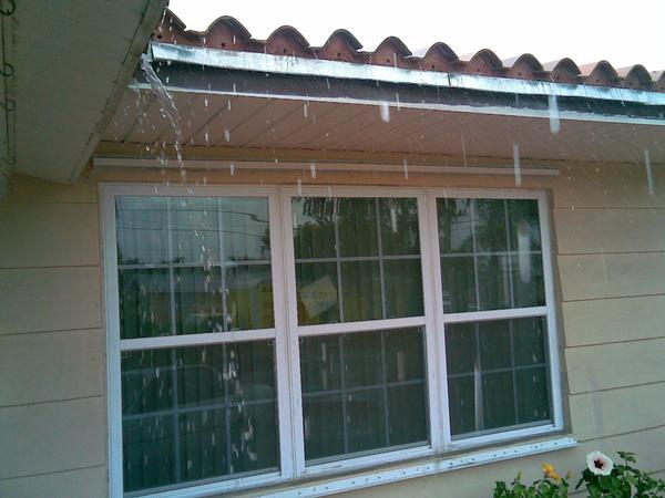 Image of Gutters service Servicio de Canales de Lluvia in Hollywood