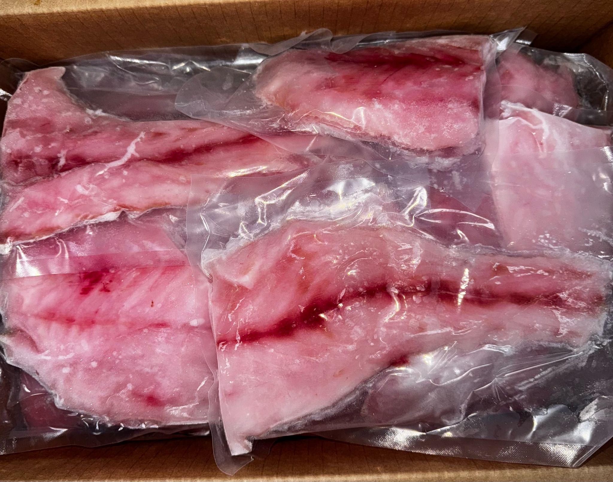 Image of especiales de carnet de res picaña churrascos costilla belly  de pork  in la bella 