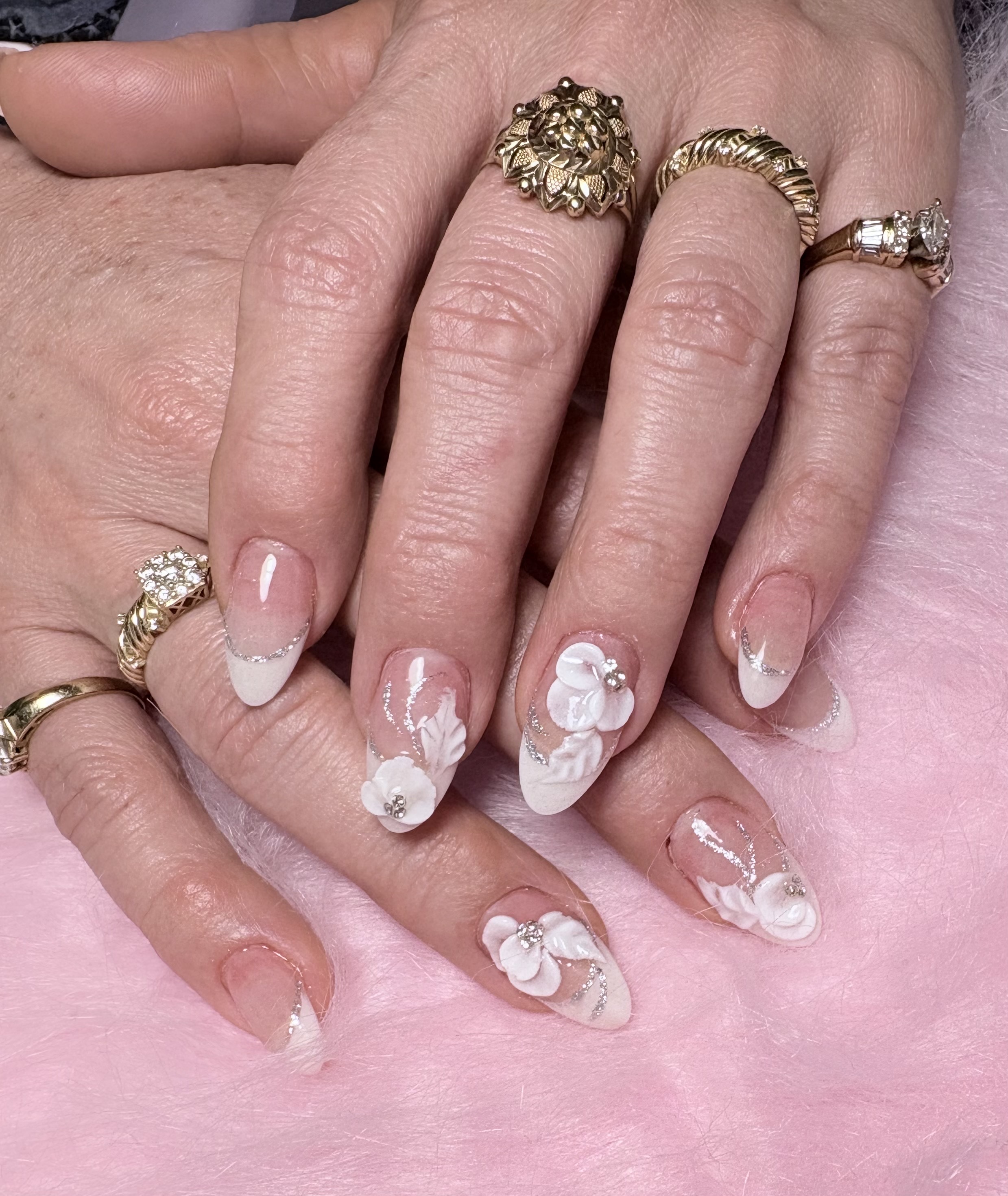 Image of uñas in Frostproof