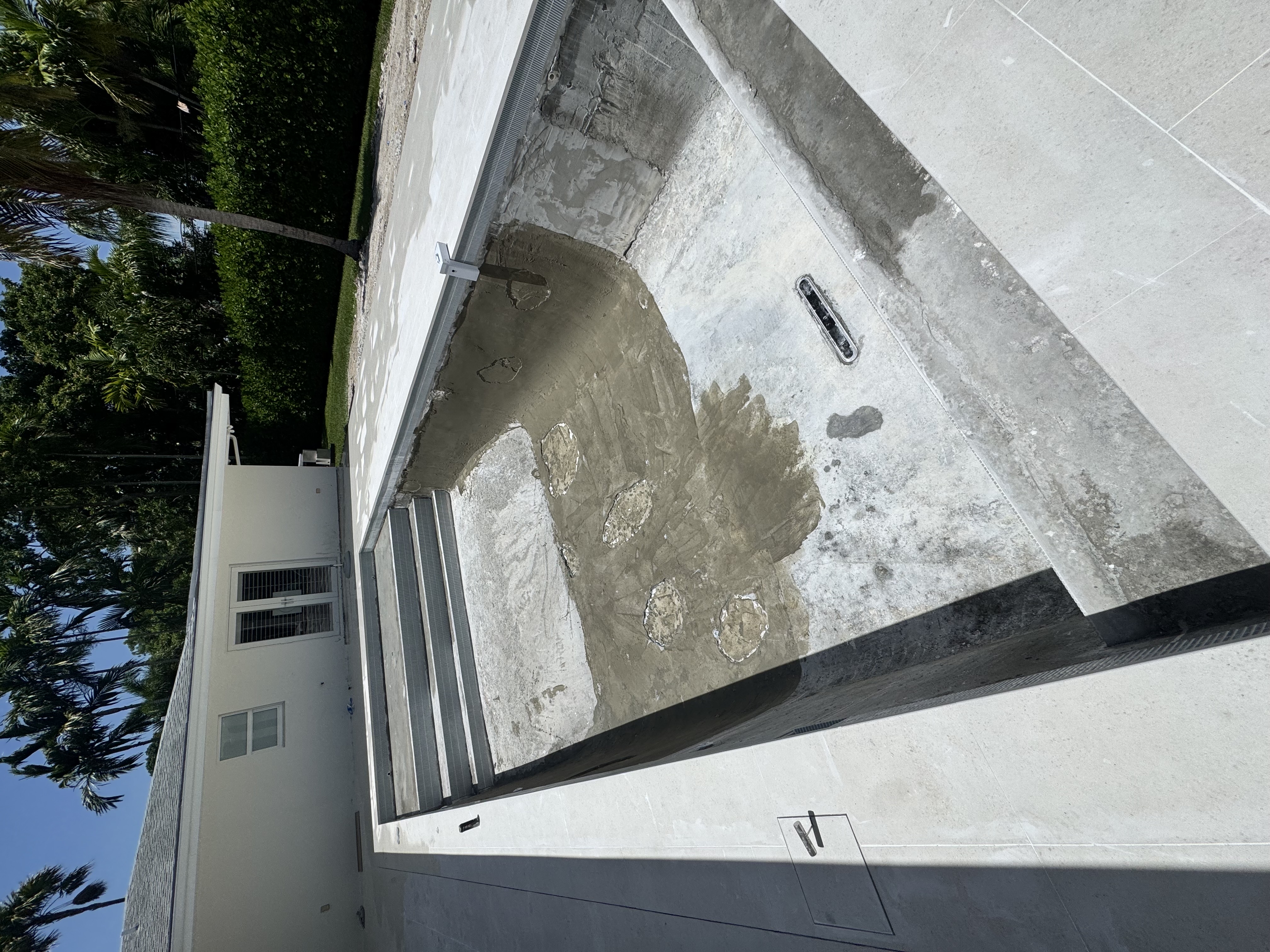 Image of pool plaster in Miami