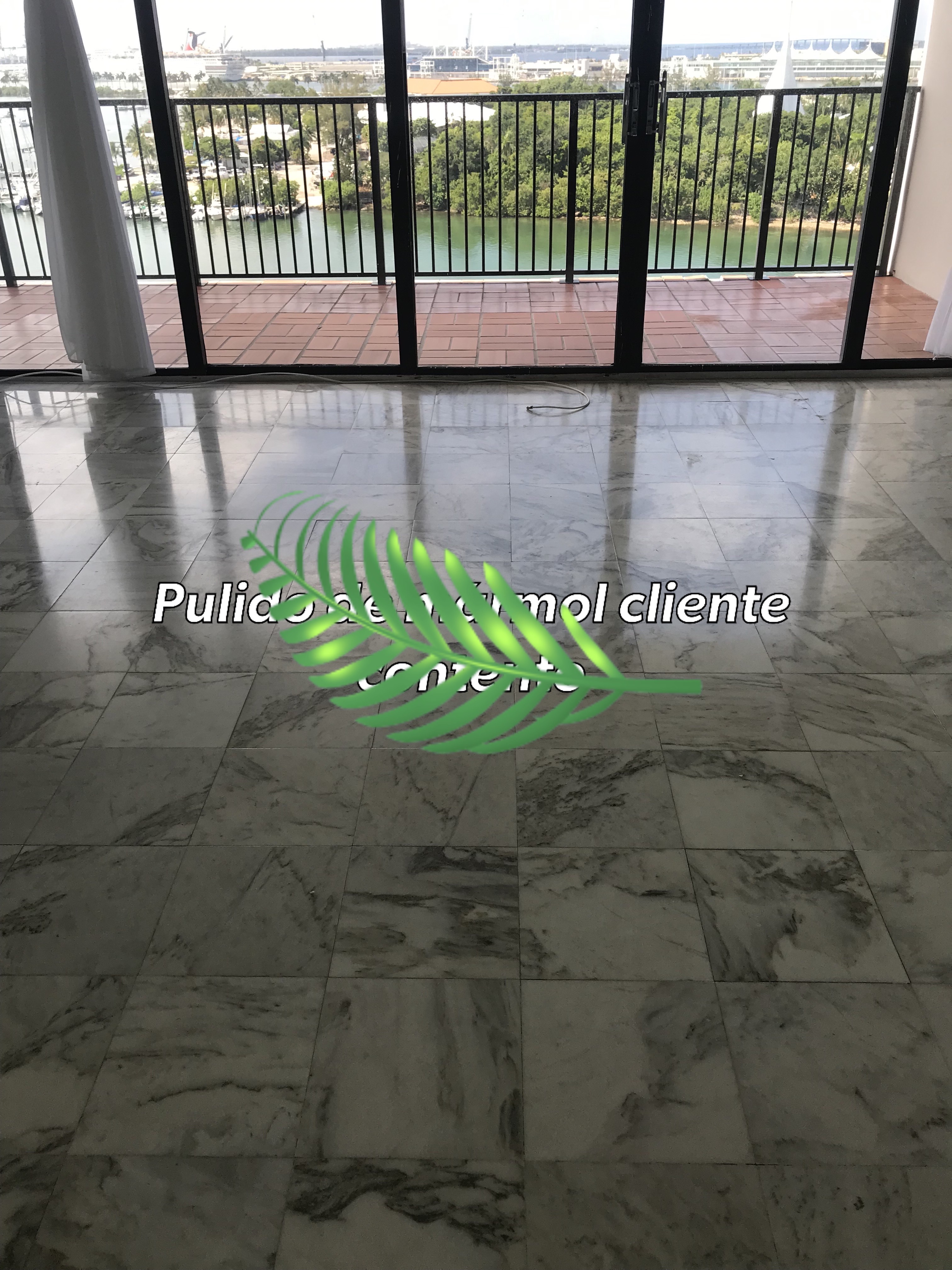 Image of presurre cleaning in Hialeah