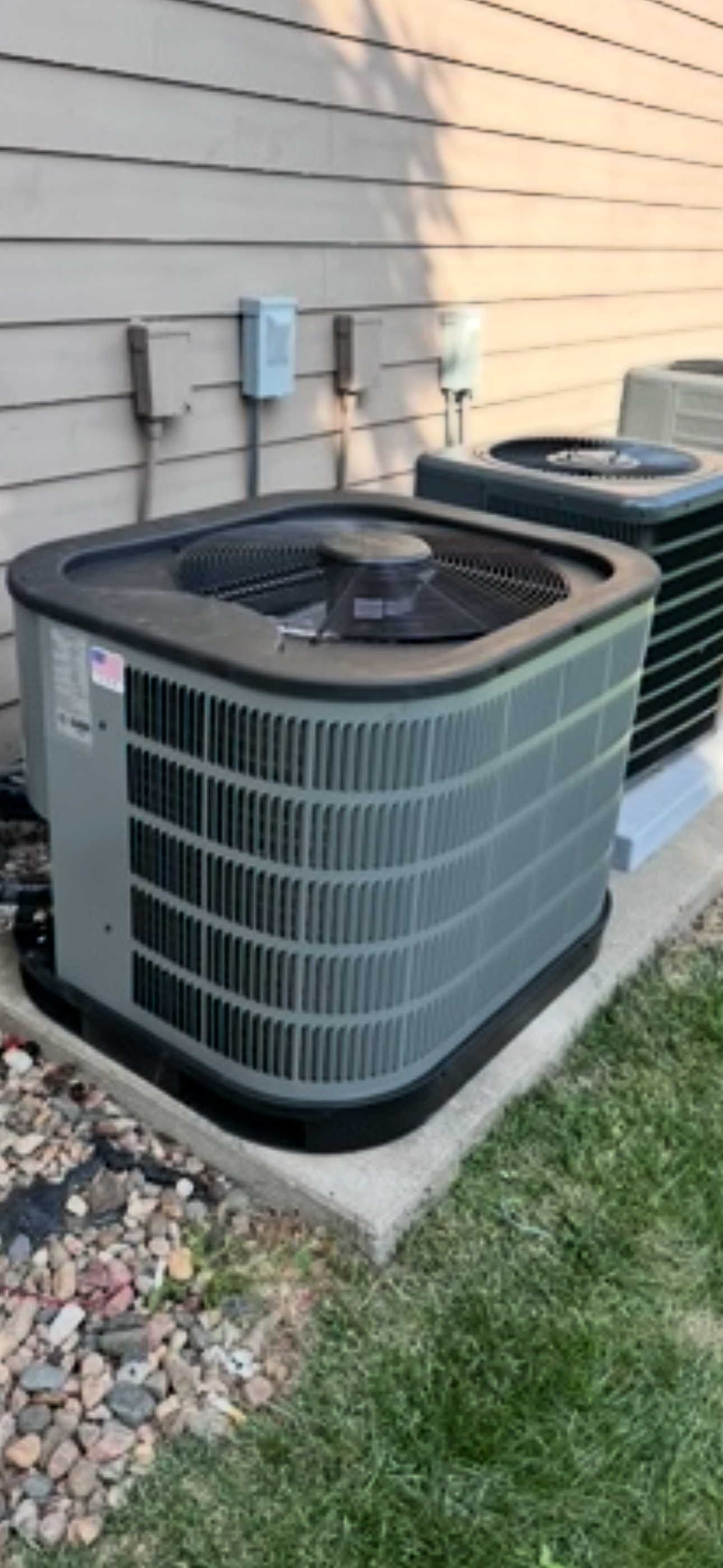 Image of Nuevas instalaciones y servicios de reparación  in Omaha