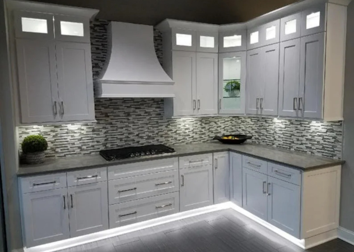 Image of Todo tipo de cocinas.  in Miami Dade