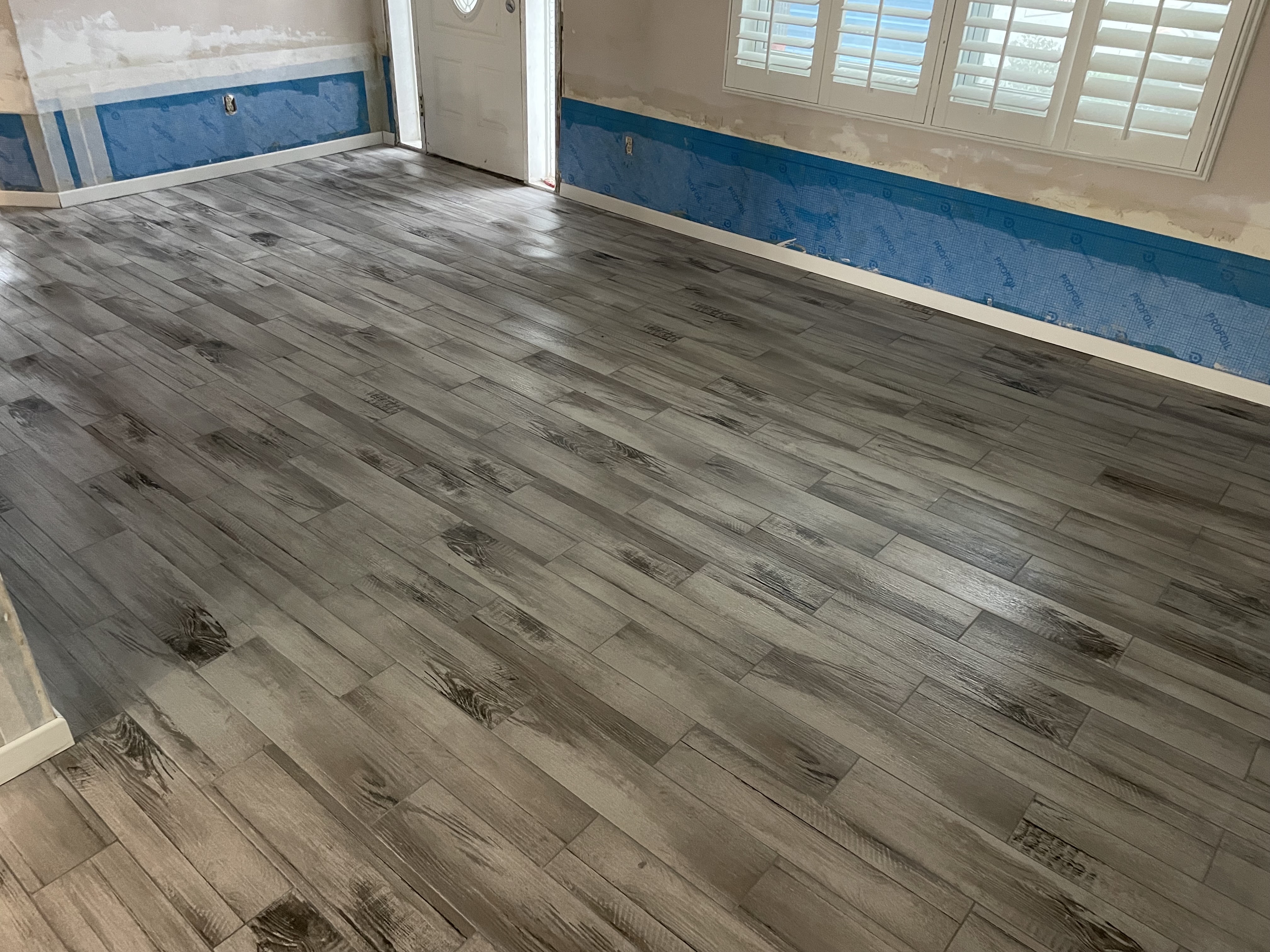 Image of Intalacion de pisos laminados, gabinetes, rodapiés(baseboard) in Tampa