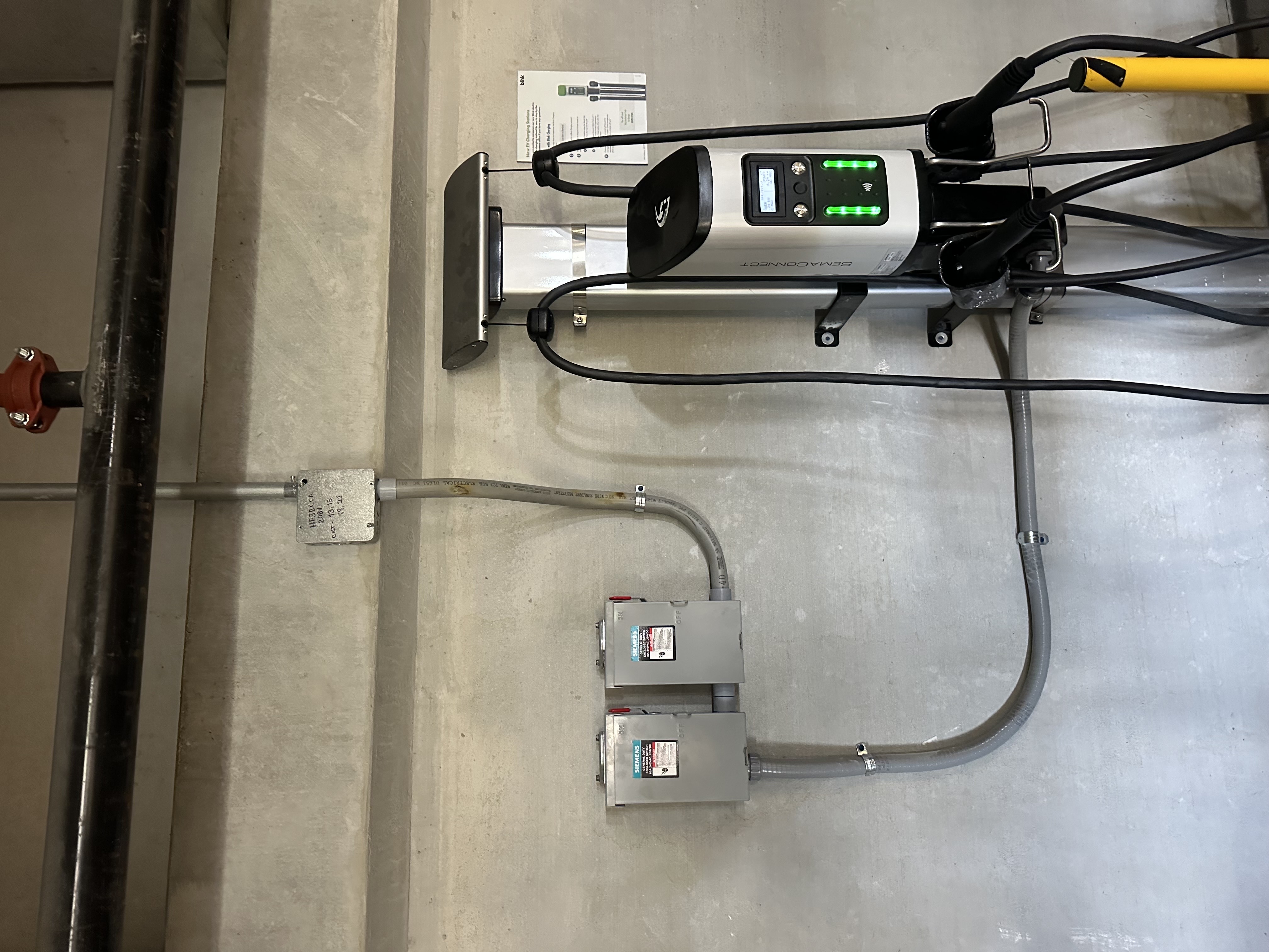 Image of cargadores de autos (car chargers) in homestead