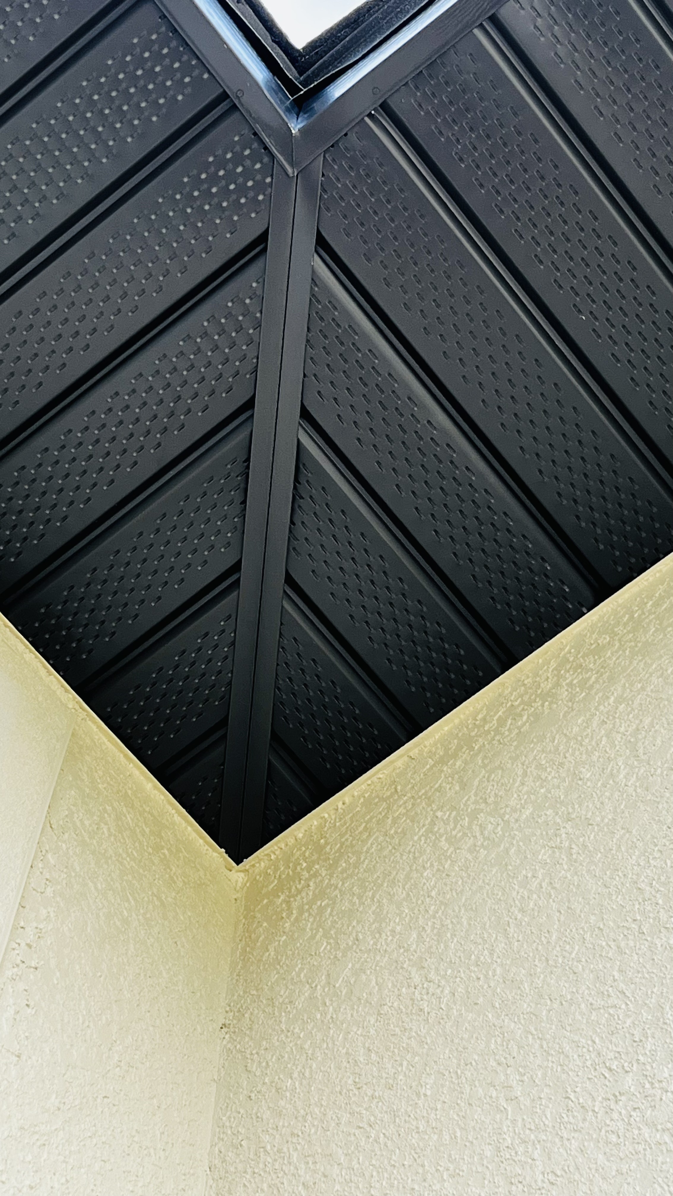 Image of instalación de soffit fascia y gutter in Lehigh acres