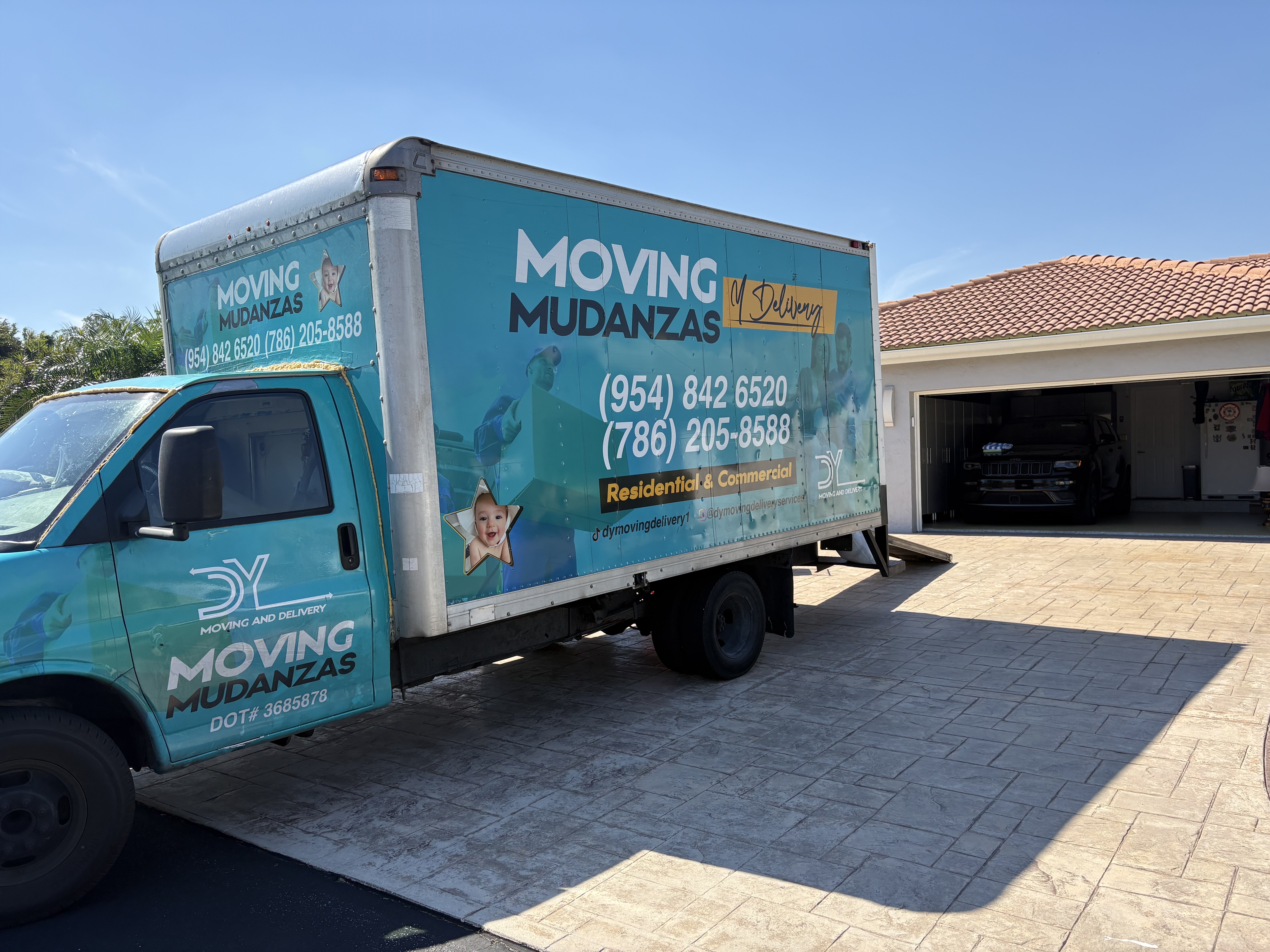 Image of DY MOVING in miami