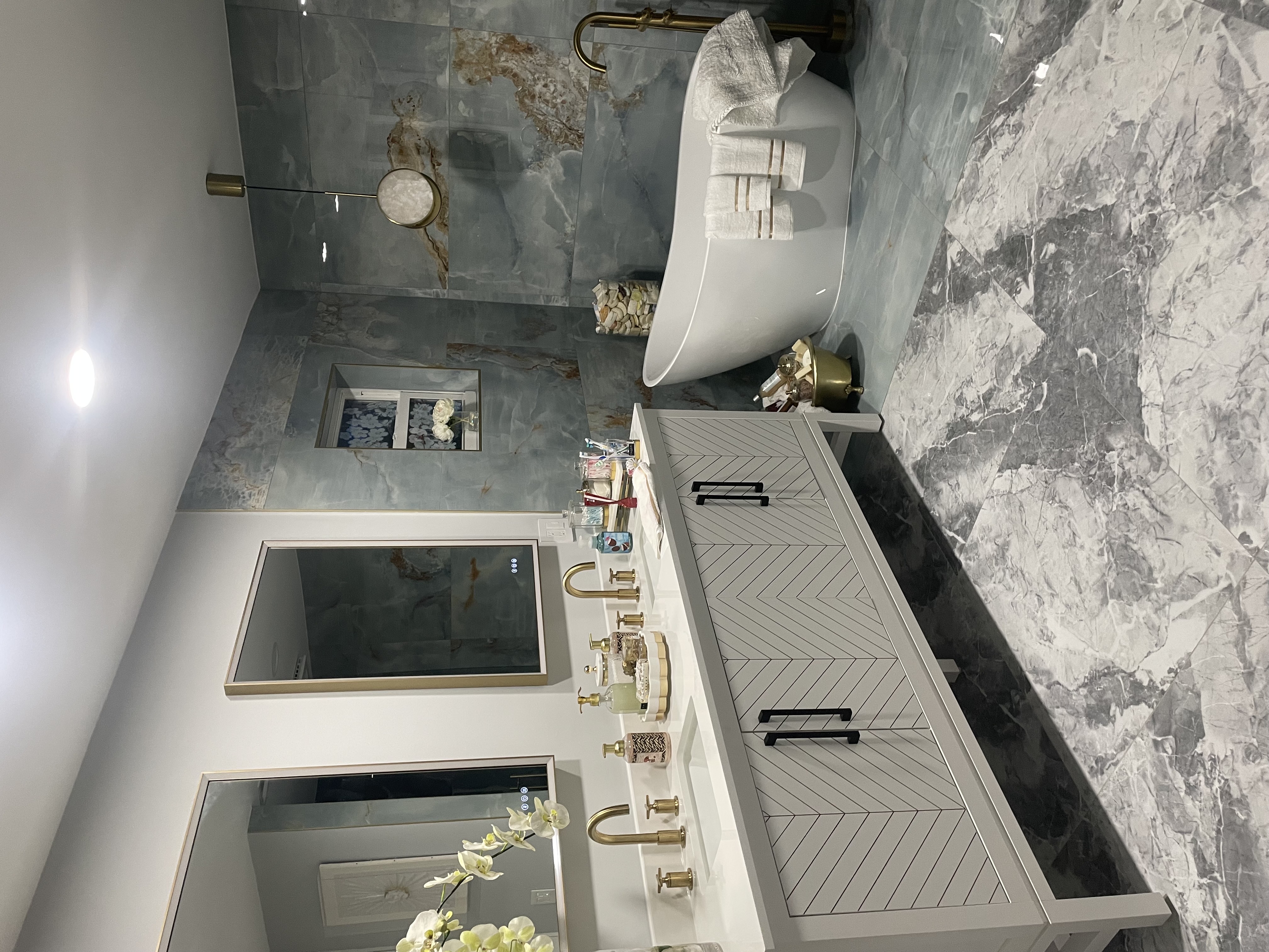 Image of Daniela all construction in West Palm Beach
