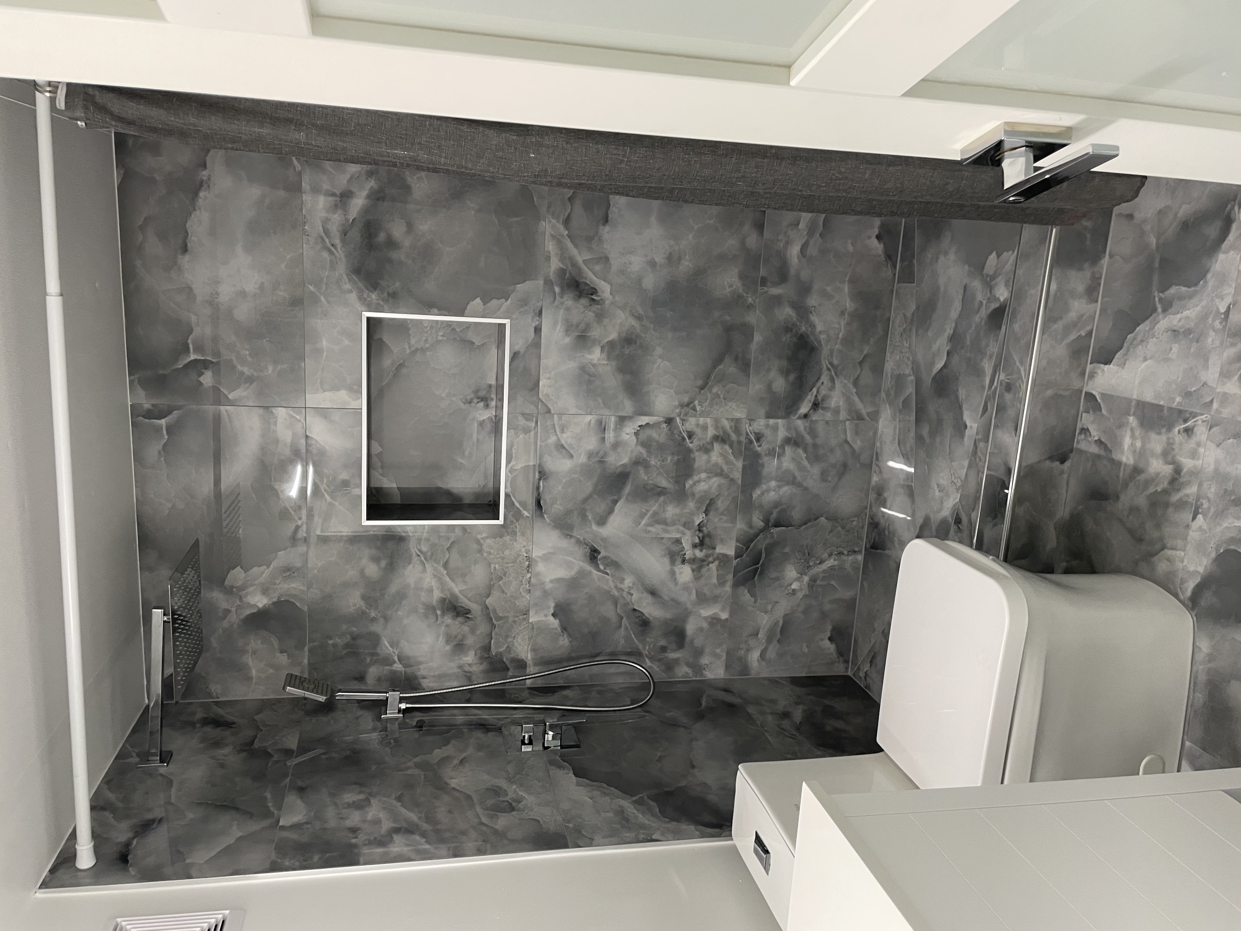 Image of Daniela all construction in West Palm Beach