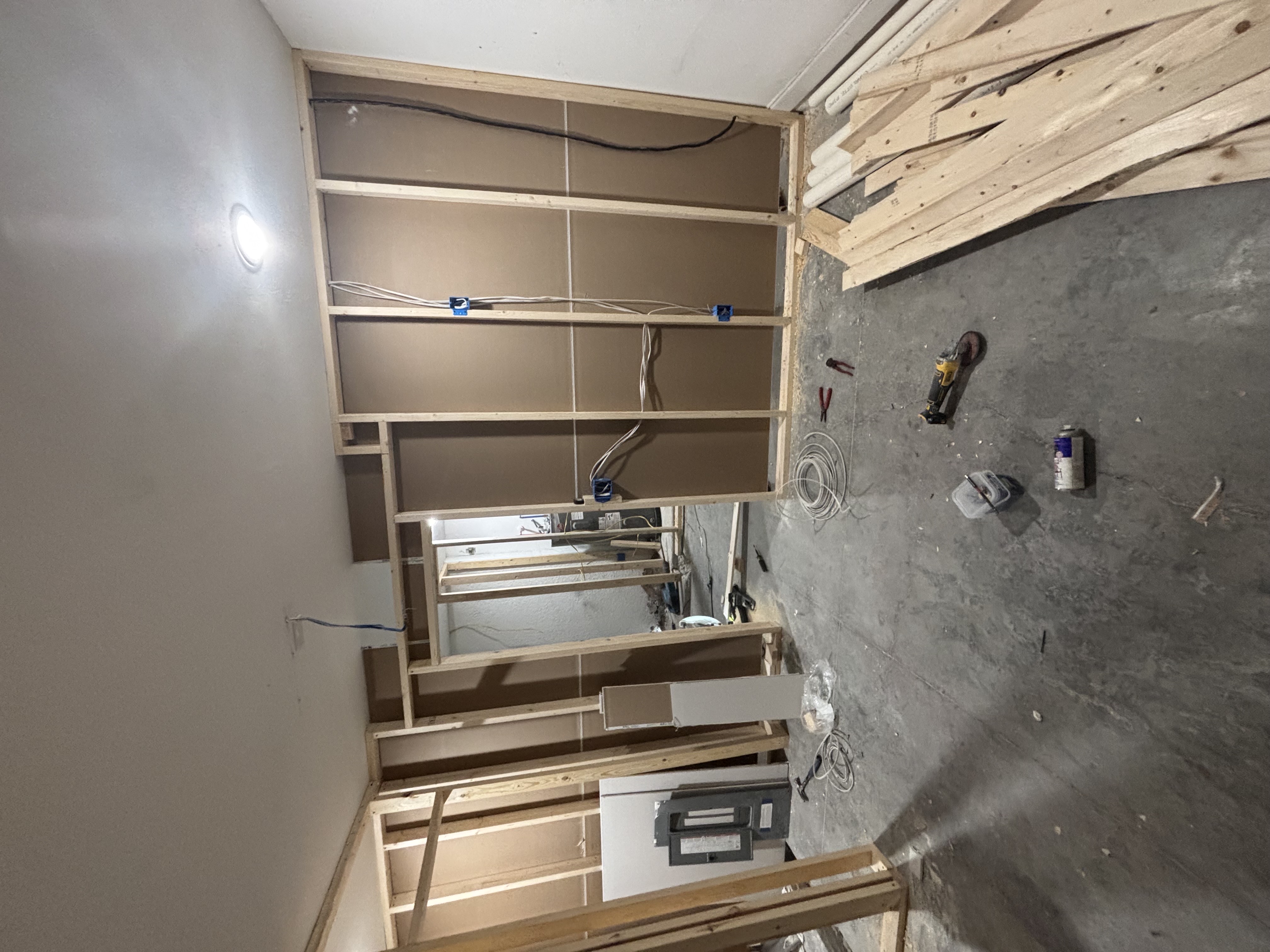 Image of L conde handyman LLC  in Lehgay acres