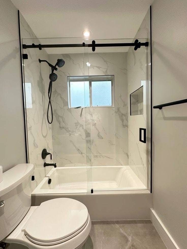 Image of Remodelación de baños in Hallandale Beach