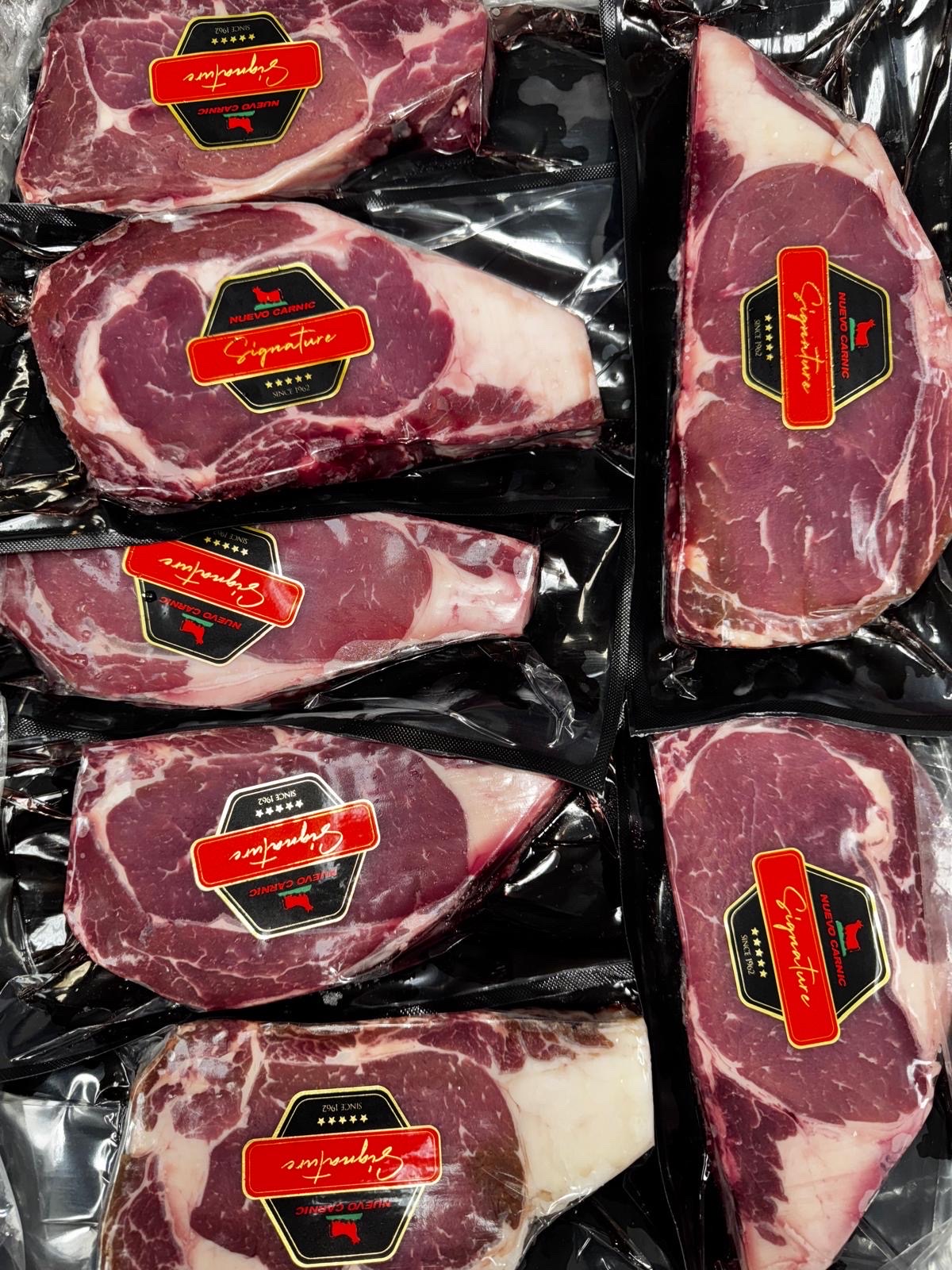 Image of especiales de carnet de res picaña churrascos costilla belly de pork in la bella