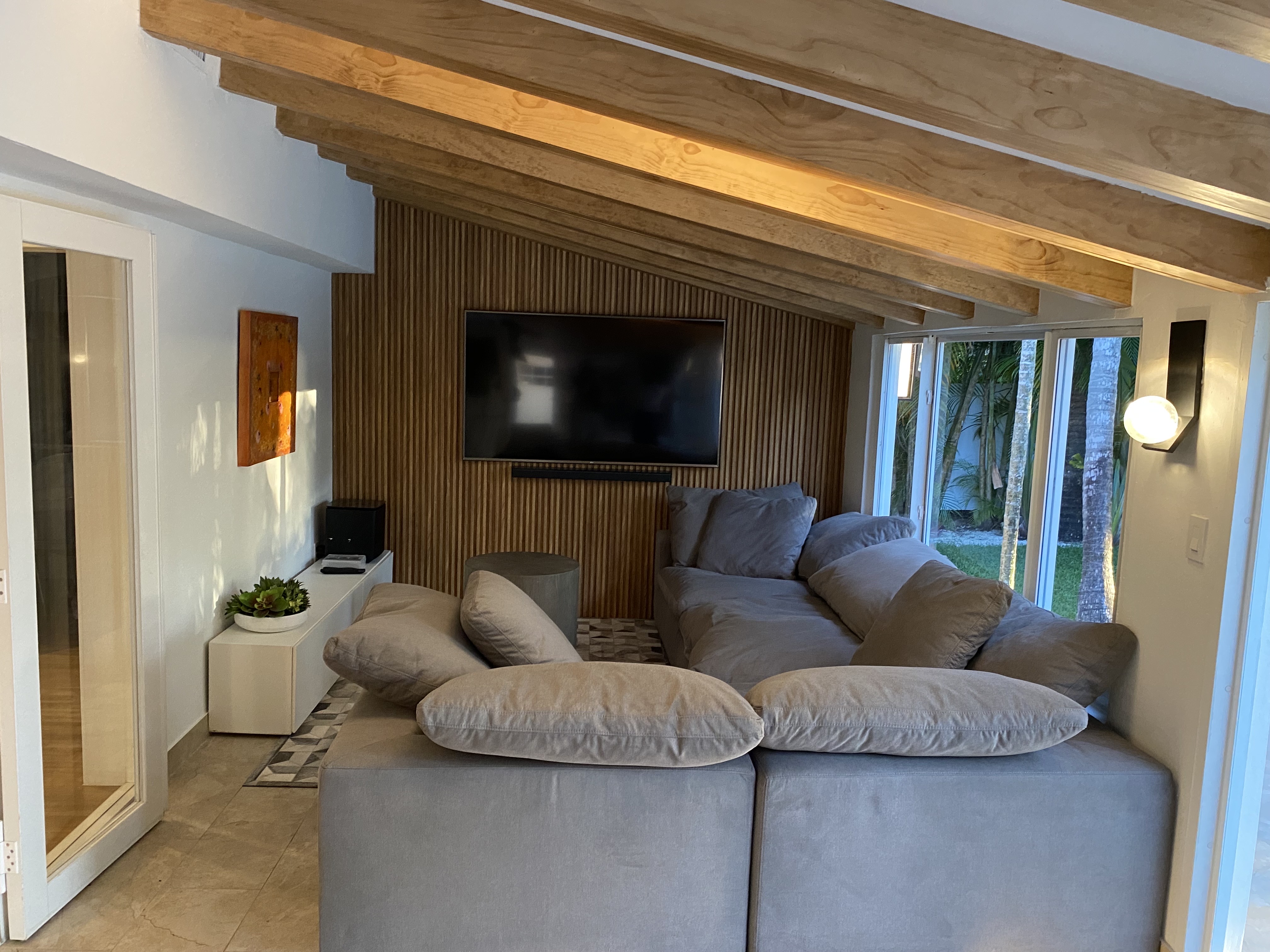 Image of interior and exterior wall panels! in miami