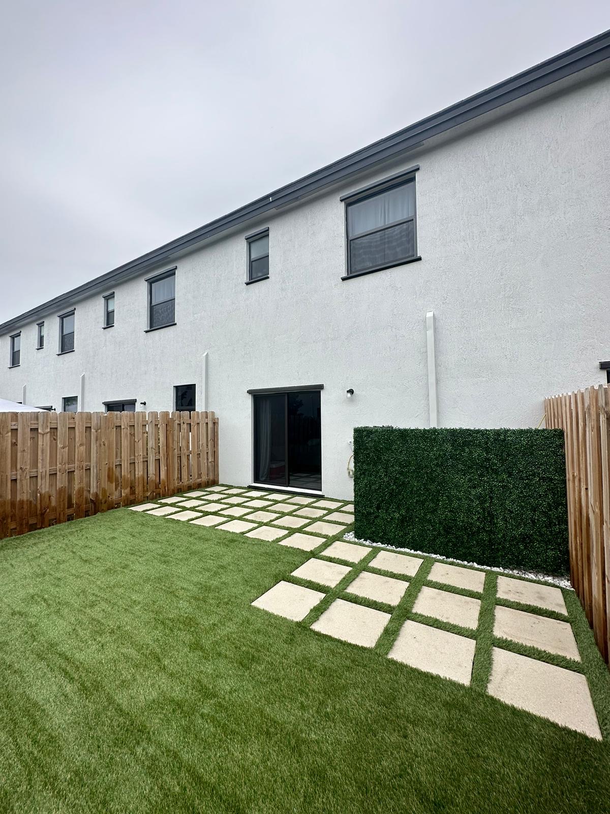 Image of Artificial Turf in Miami