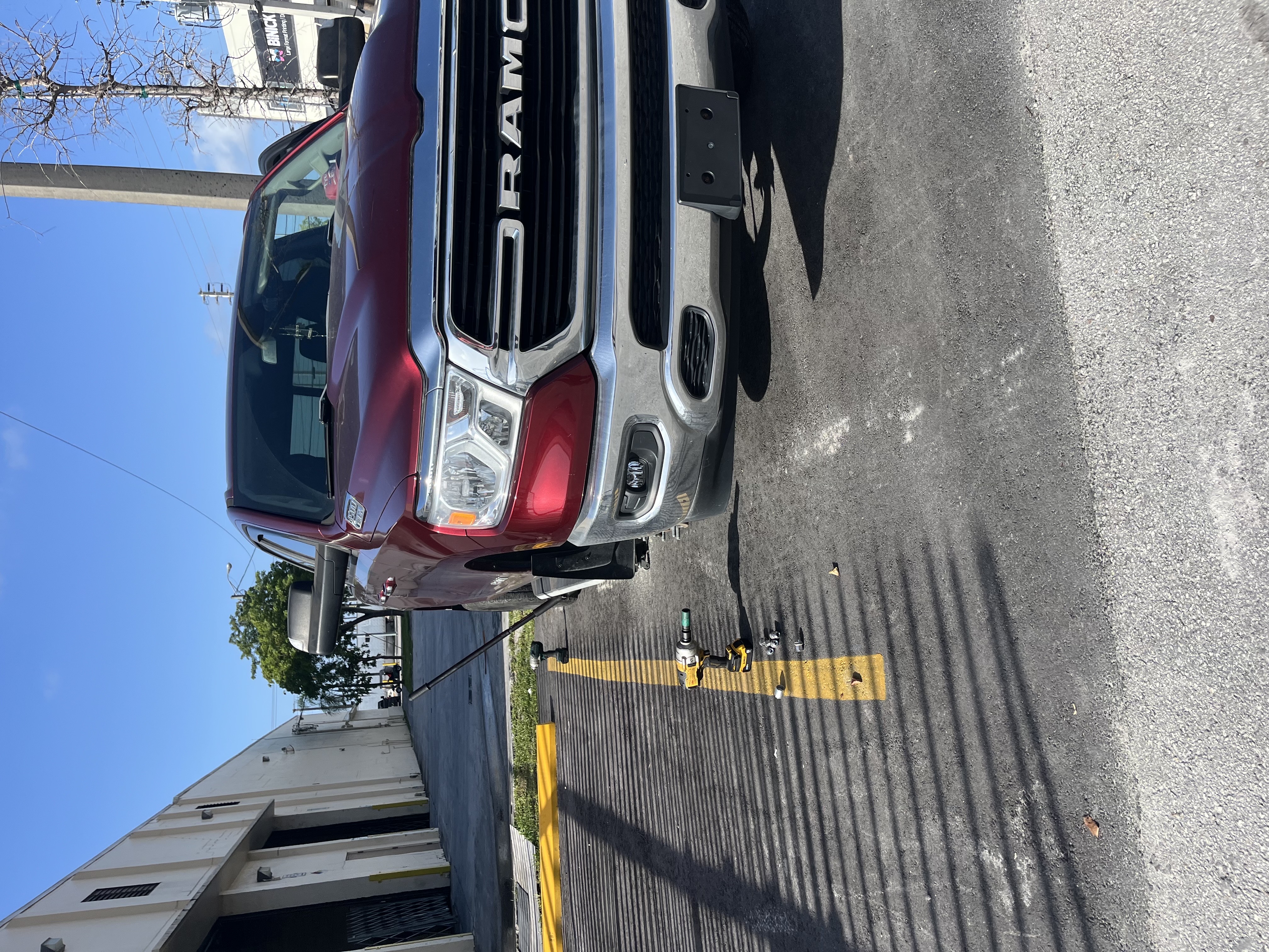 Image of tpms sensores y new tires in hialeah