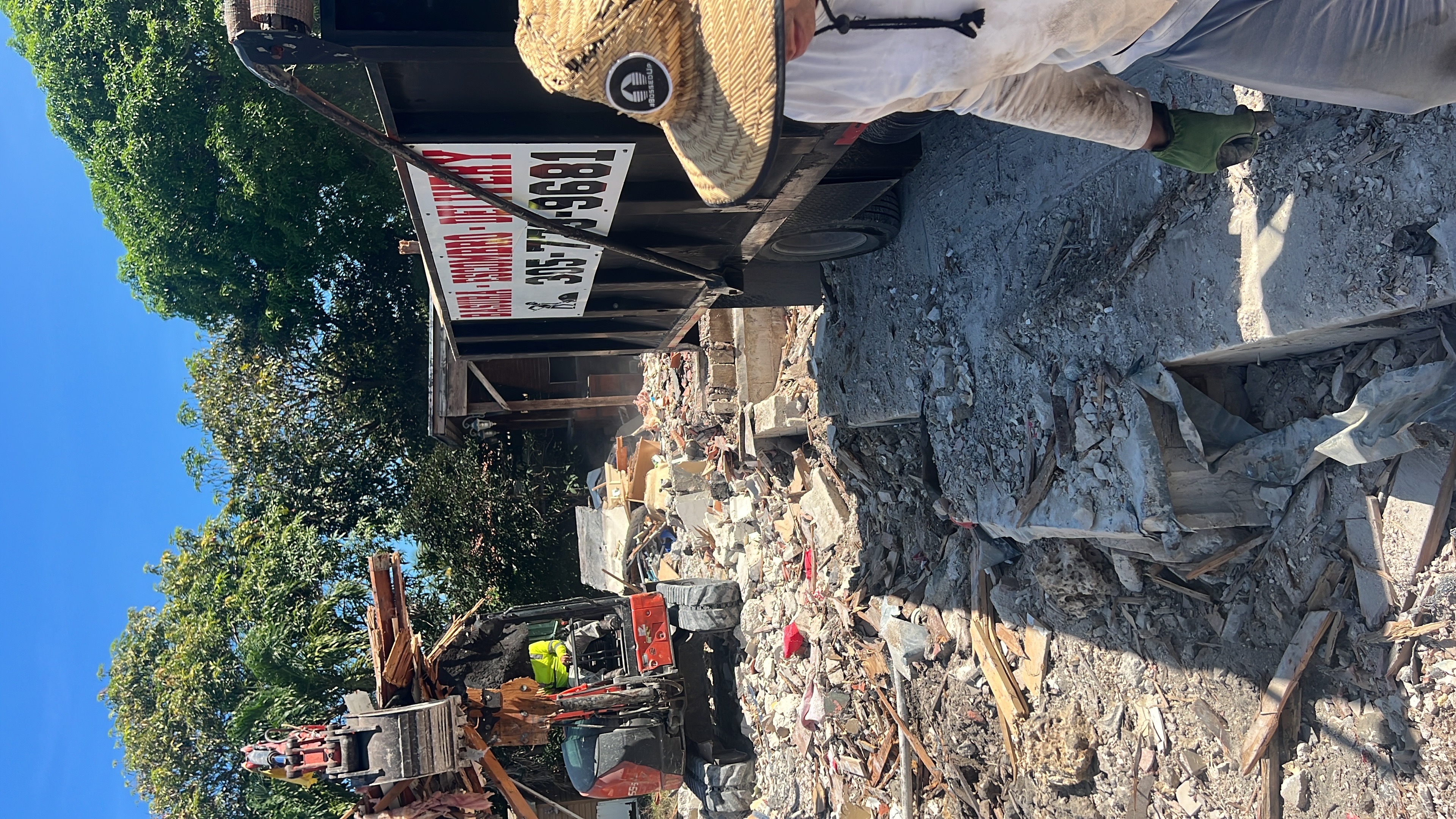 Image of basura Esconbro Demolición in Miami Beach