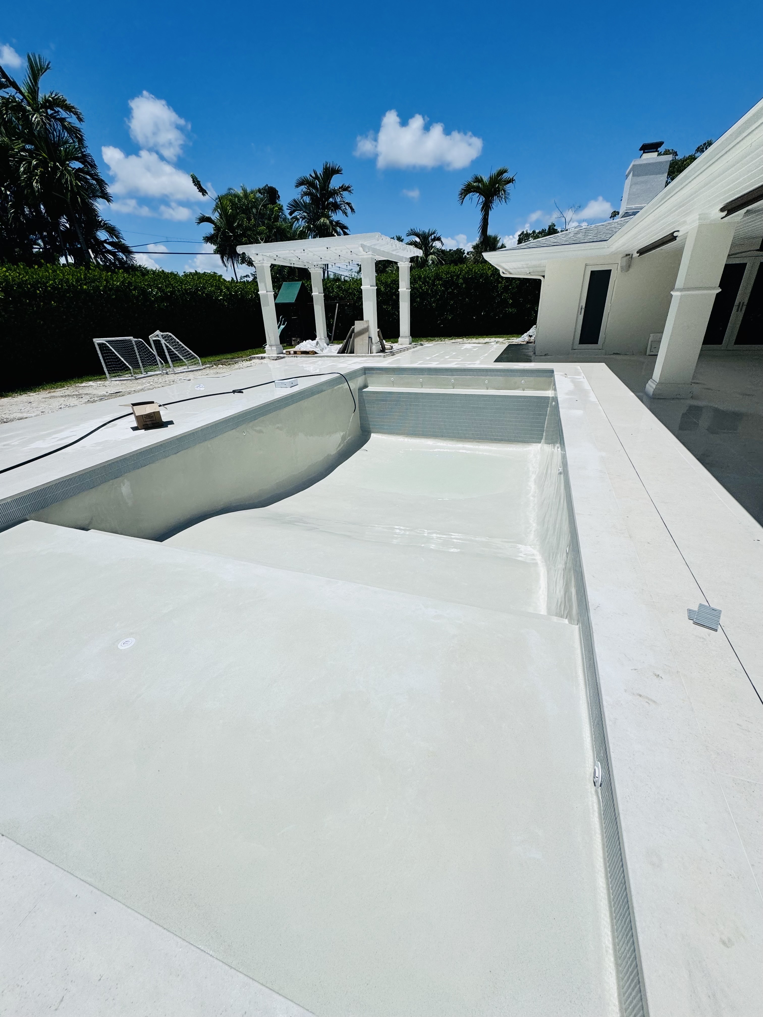 Image of pool plaster  in Miami