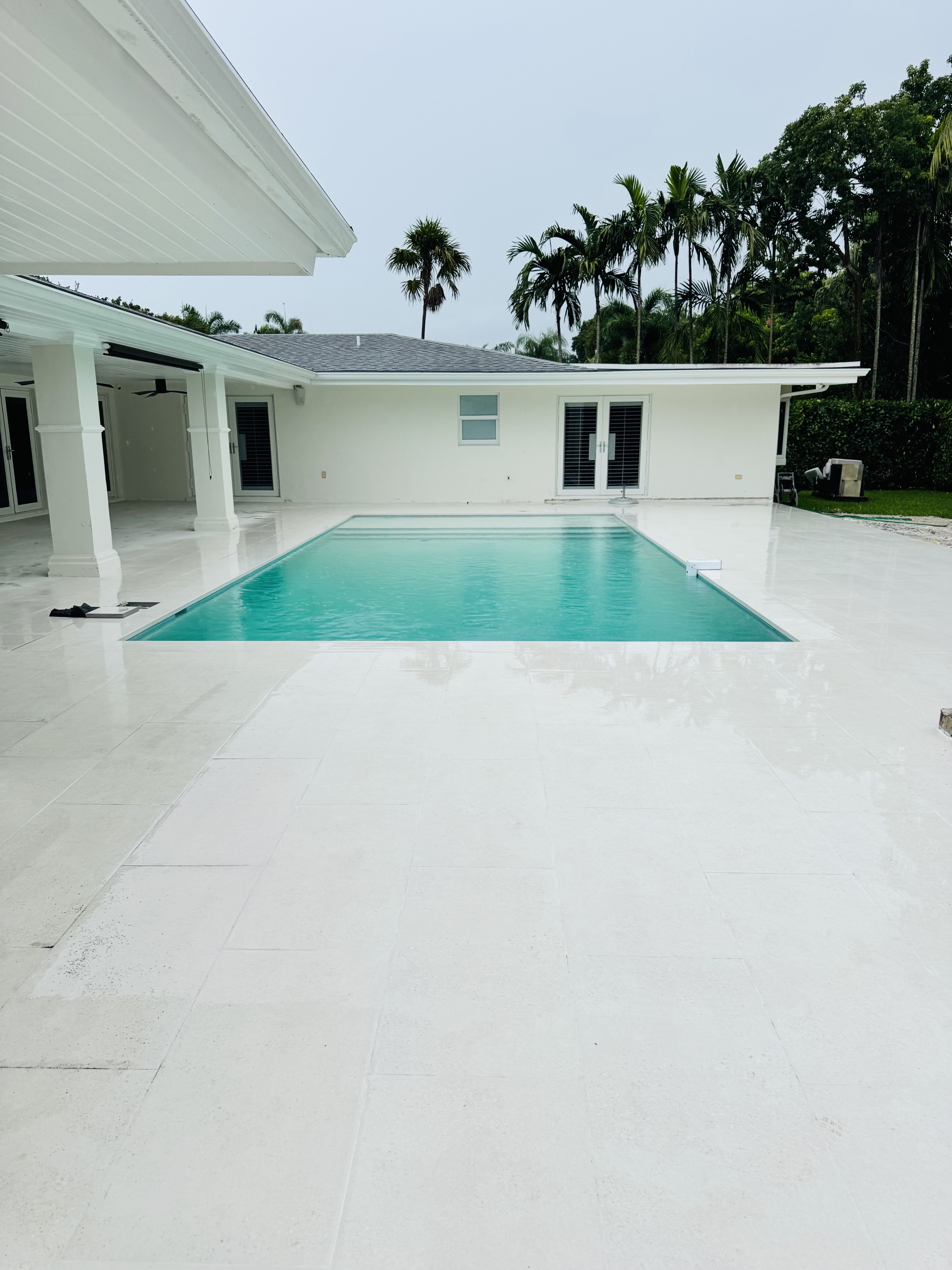 Image of pool plaster  in Miami