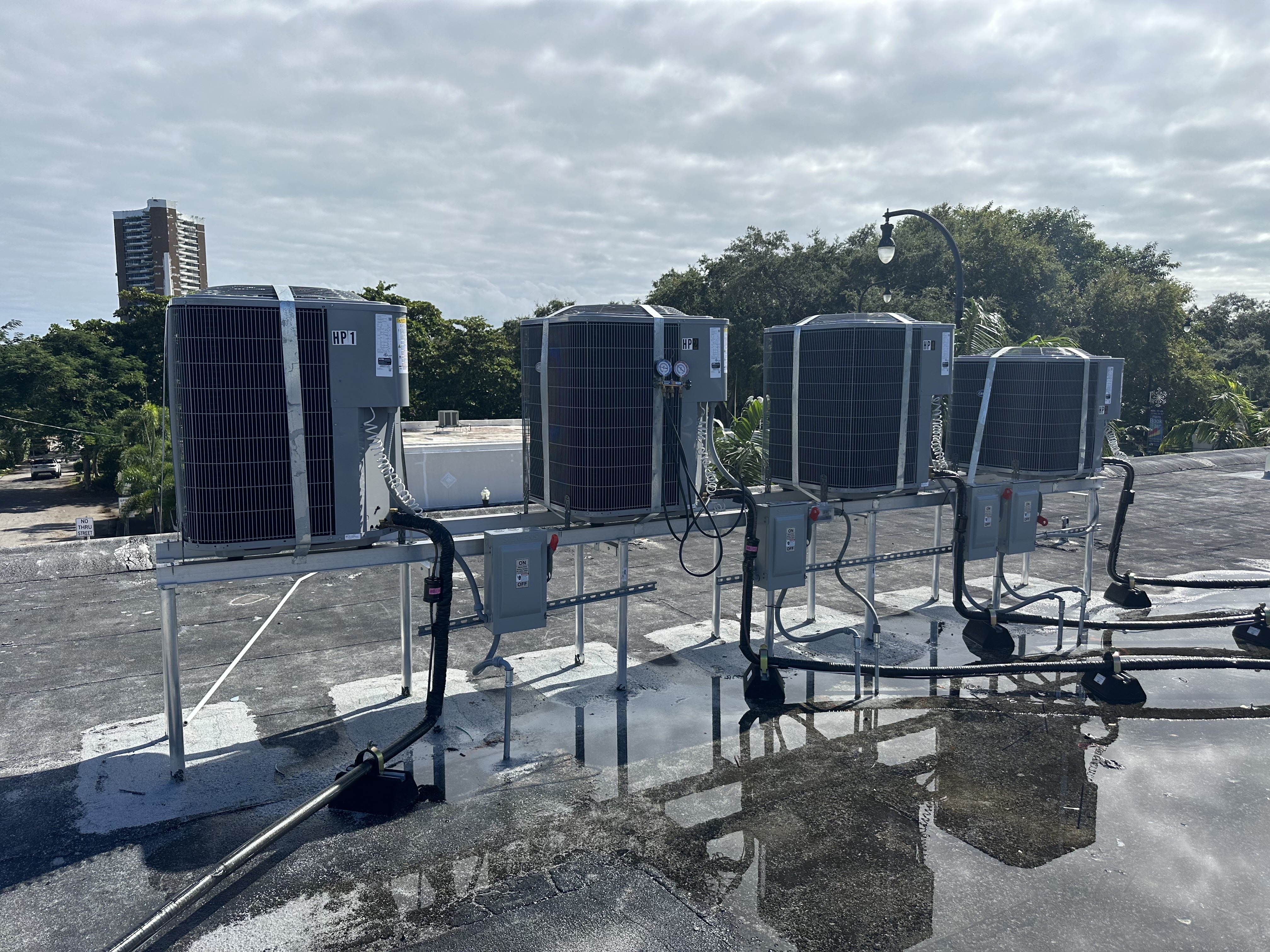 Image of 🌬️ Swift Cool Solutions – Confort y eficiencia en cada clima in Miami