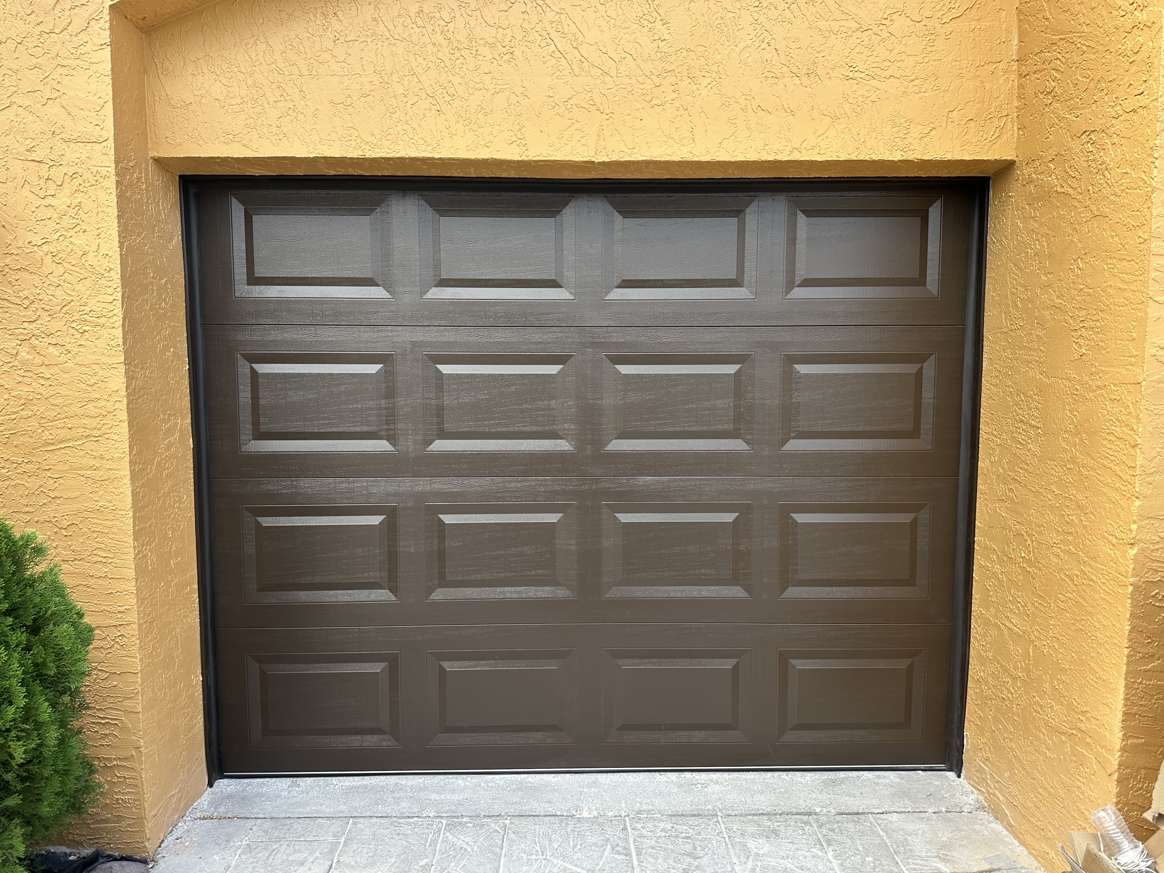 Image of puertas de garage y motor  in miami gardens