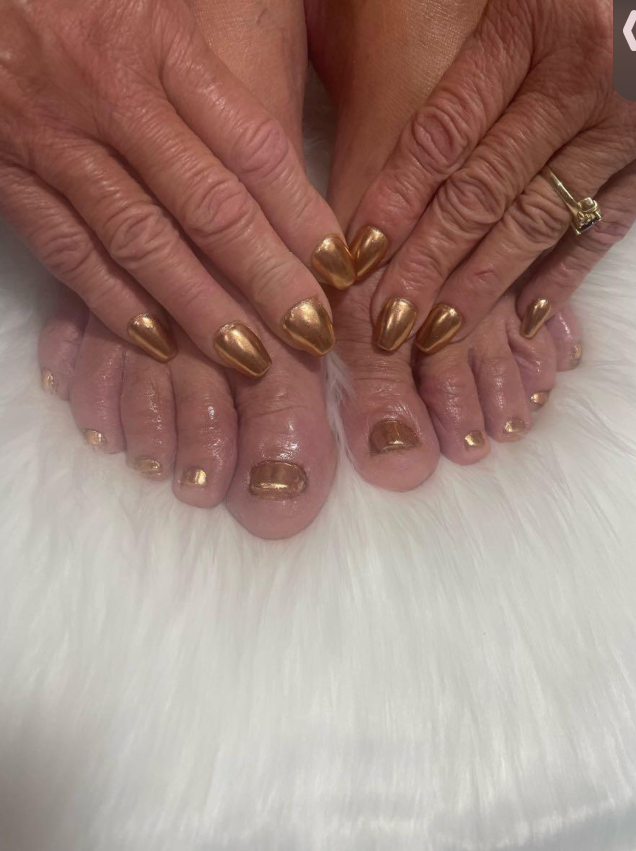 Image of Luce una piel radiante con un facial y unas hermosas uñas  in Miami