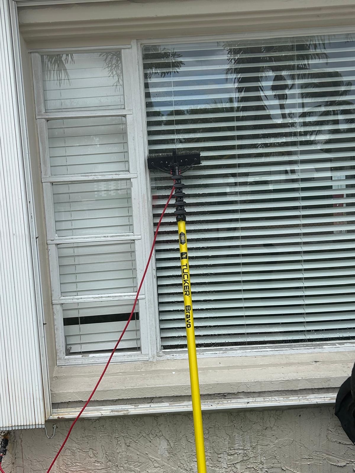 Image of high glass Windows cleaning  in Miami