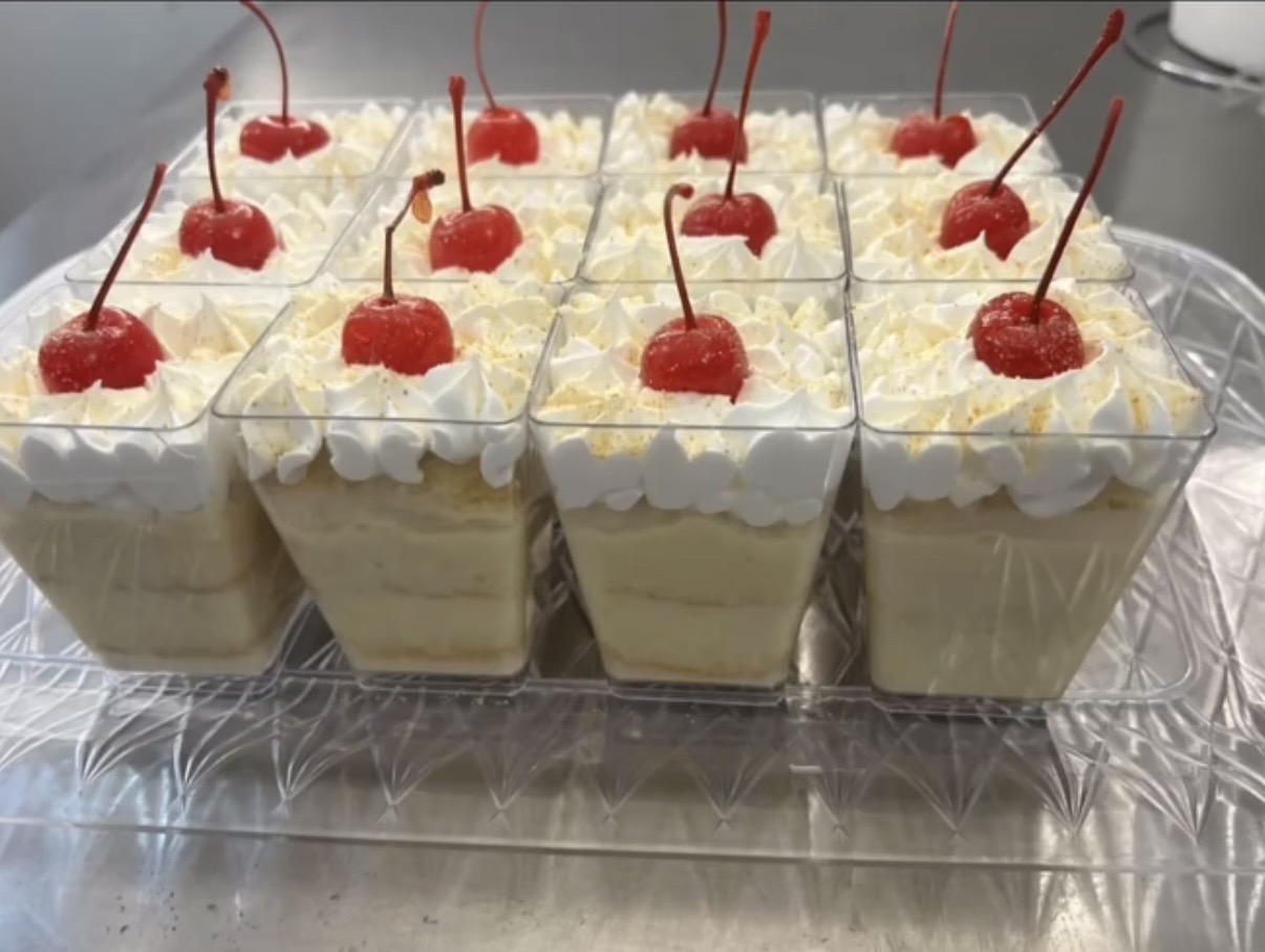 Image of Dulces Cubanos Caseros en Miami 🍰🇨🇺” in Miami