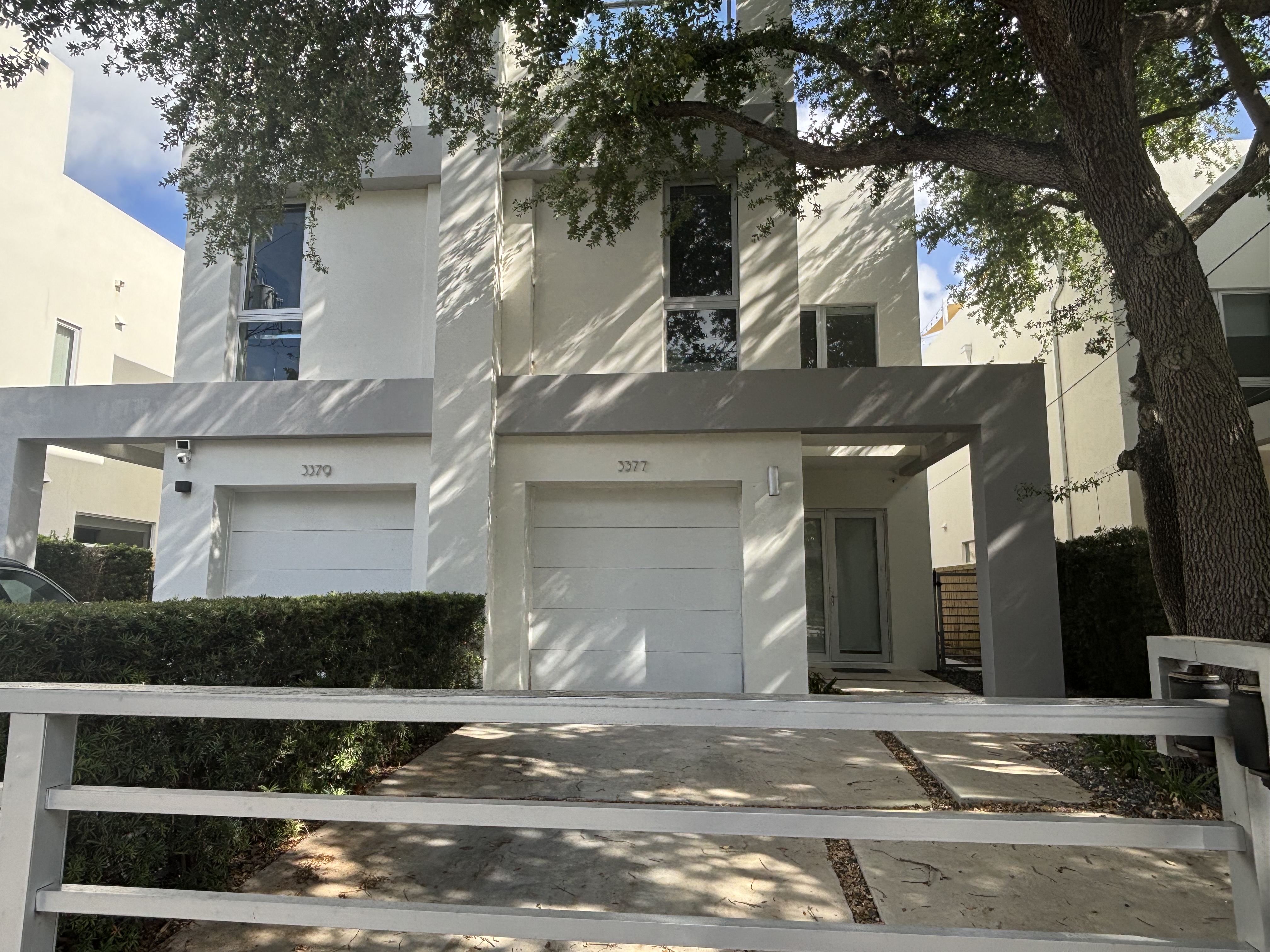Image of summer paint special in Miami