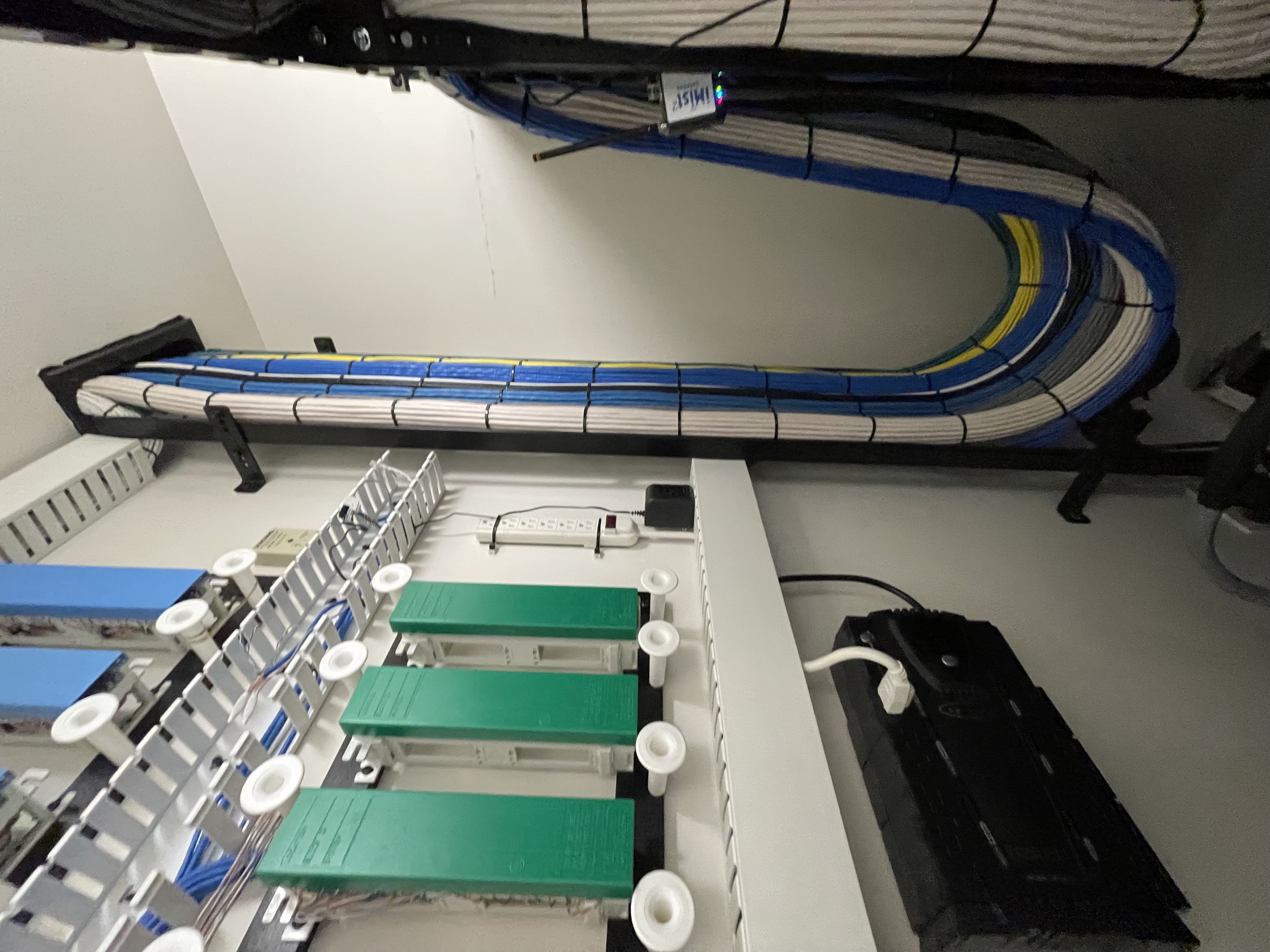 Image of instalación de sistemas de seguridad , network , Internet y wifi  in Miami