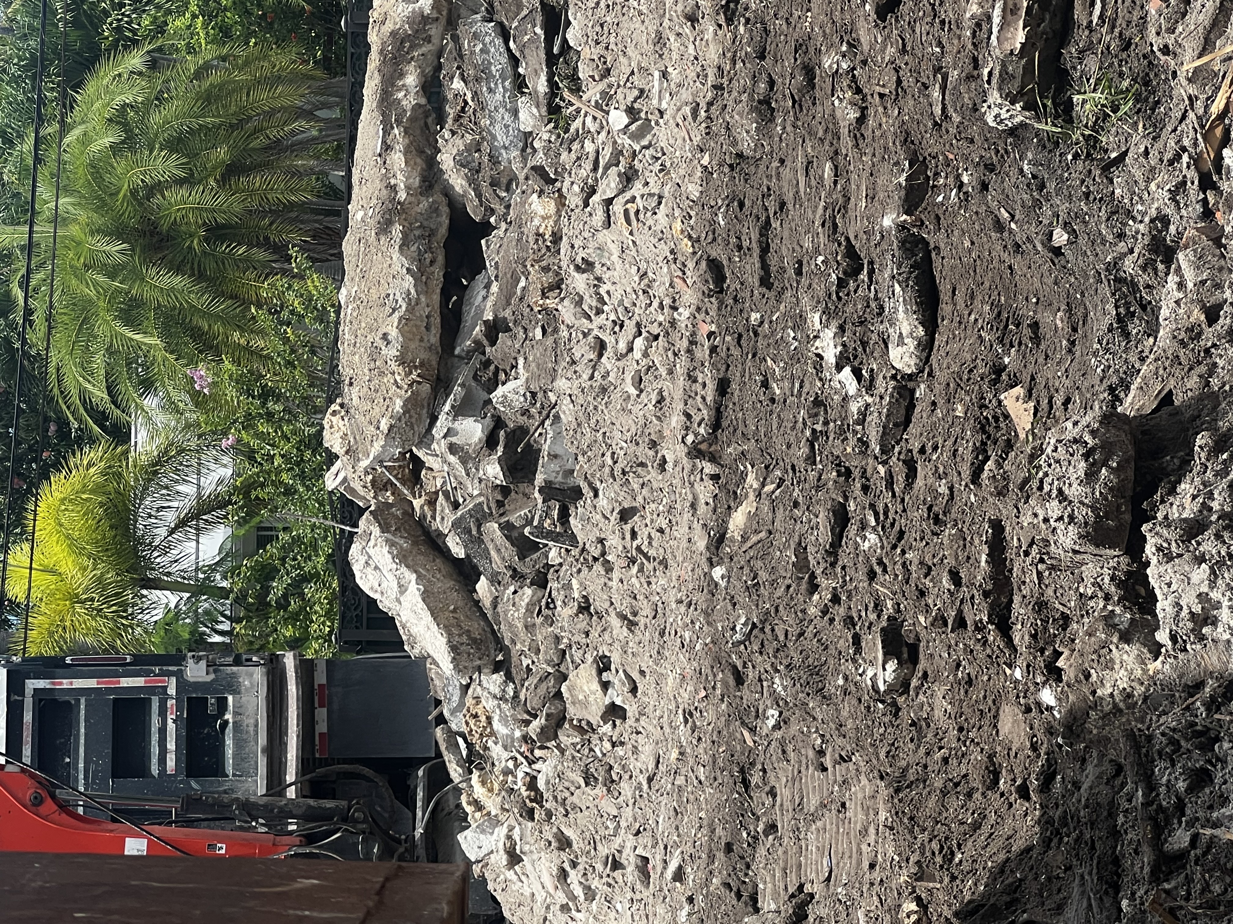 Image of basura escombros y demoliciones  in Miami Beach 