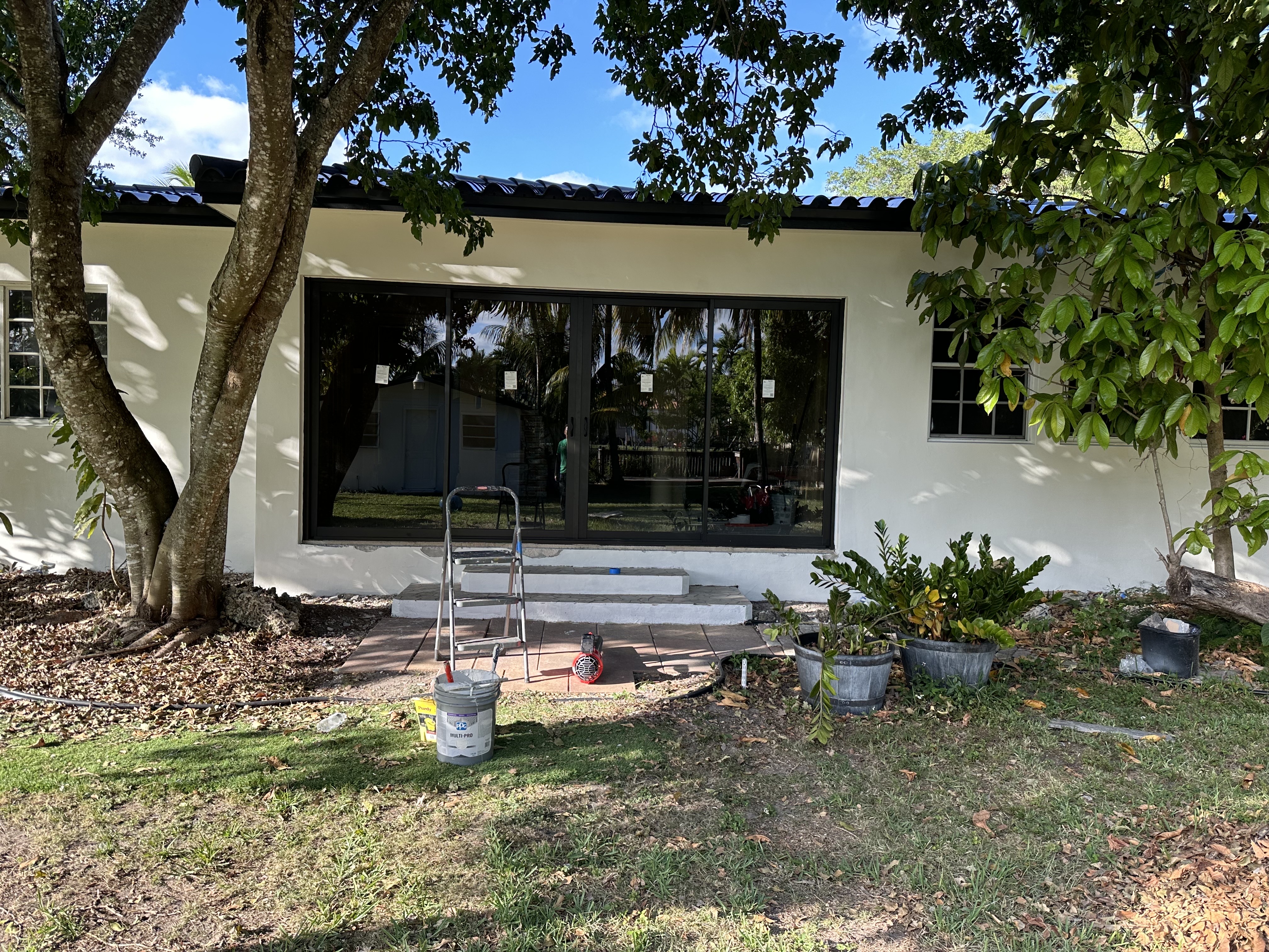 Image of Transforma tu hogar con un toque profesional de pintura in Miami