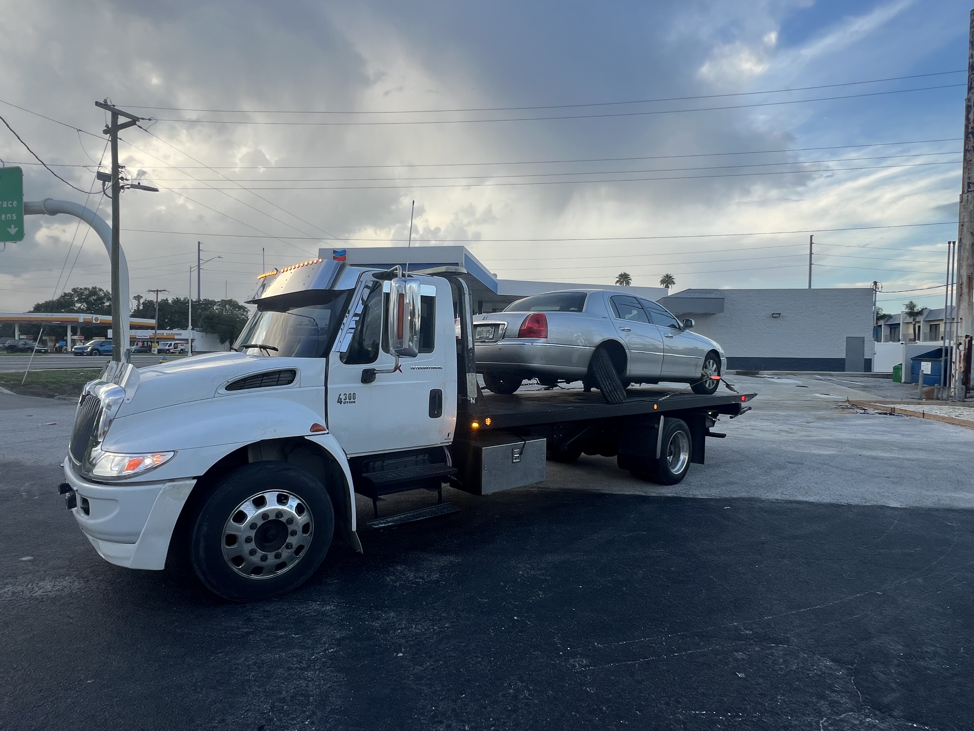 Image of Towing in Tampa Florida
