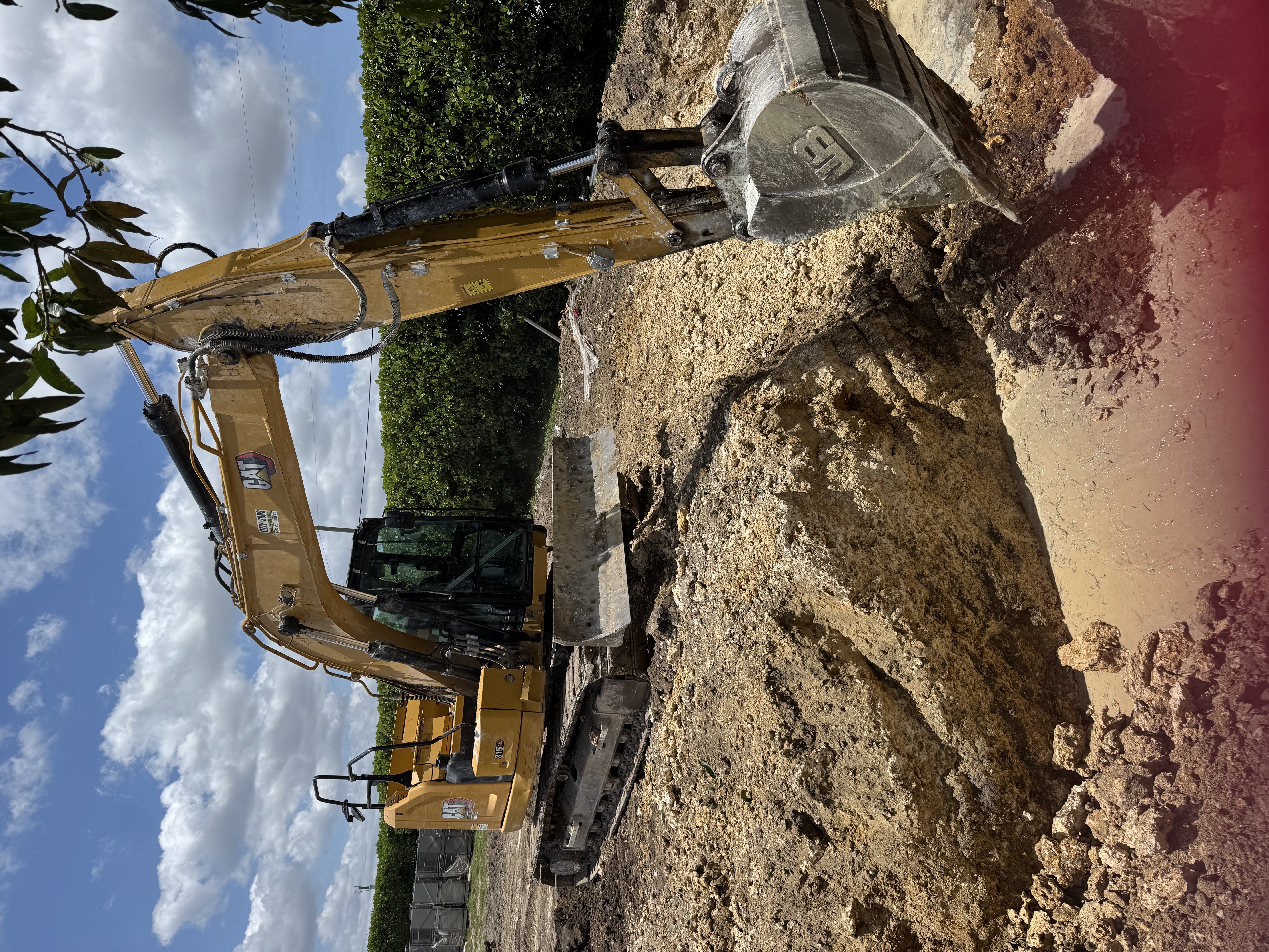 Image of bobcat service in Miami