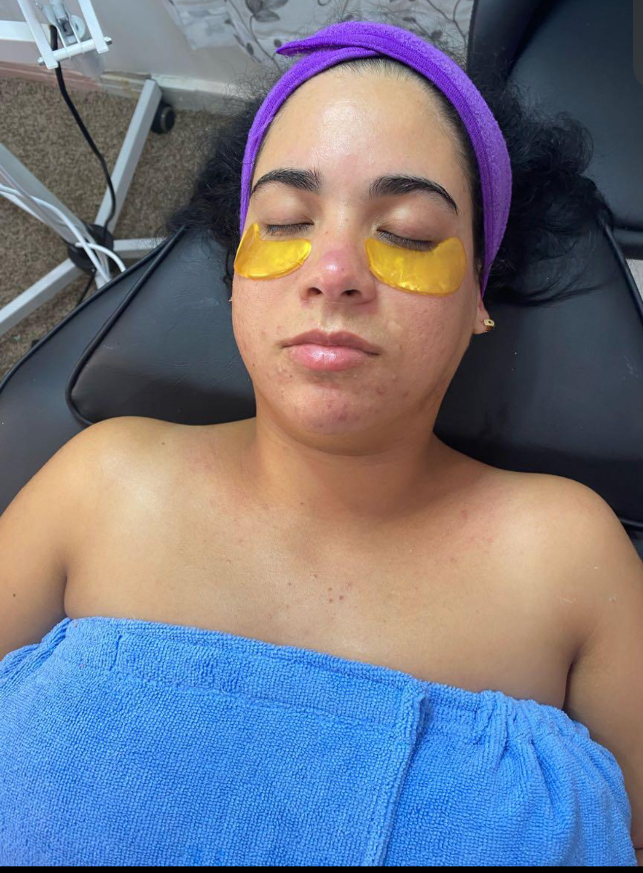 Image of Luce una piel radiante con un facial y unas hermosas uñas  in Miami