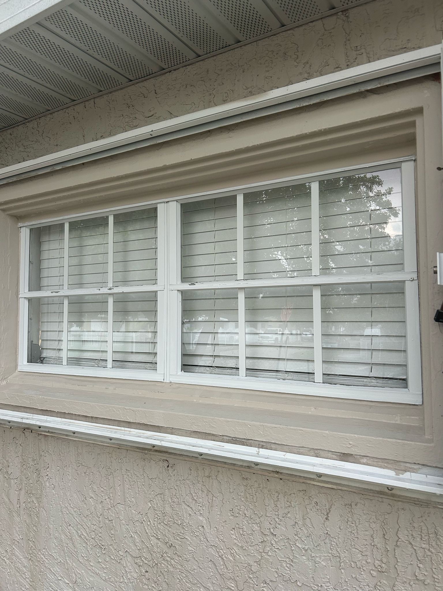 Image of window cleaning in Miami